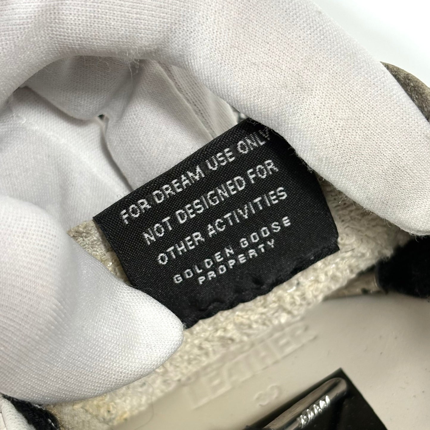 Golden goose Superstar bianche con disegni e diamantini, talloncini e stella neri brillantinati 39