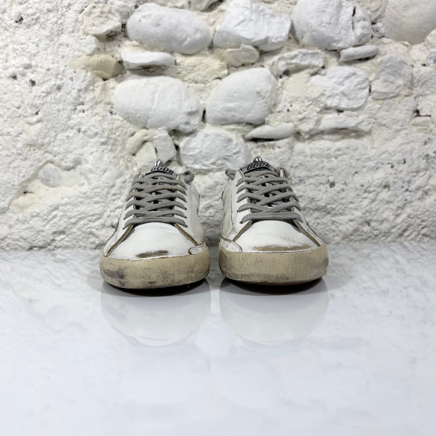 Golden goose Superstar bianche con stella grigia, talloncini blu scuro e linguetta motivo "zebrato" 39
