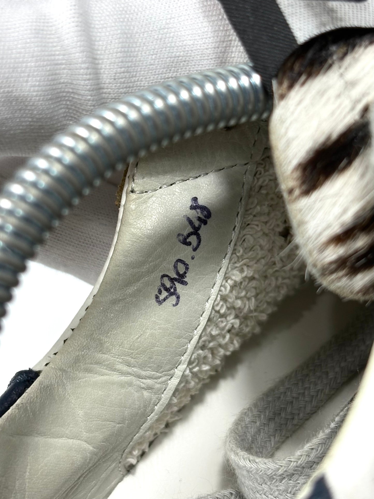 Golden goose Superstar bianche con stella grigia, talloncini blu scuro e linguetta motivo "zebrato" 39