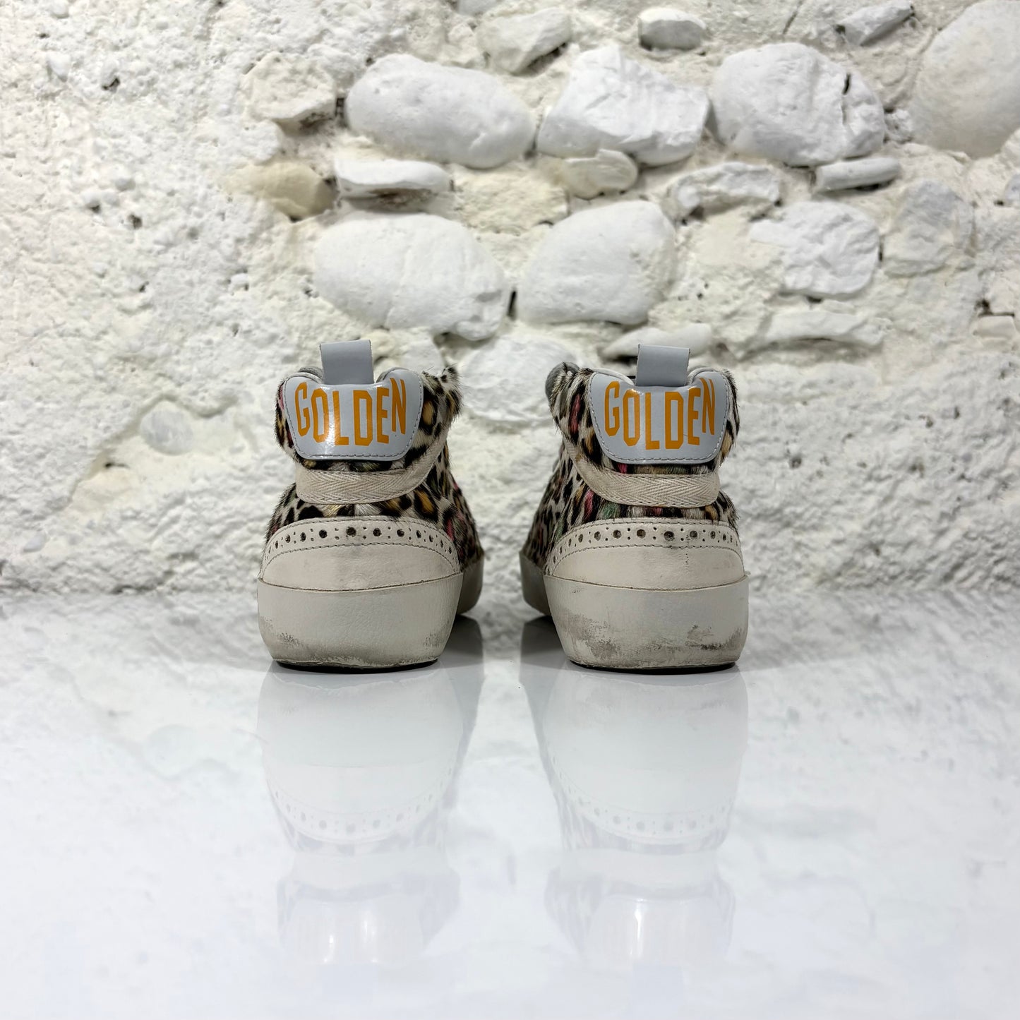 Golden goose Midstar con motivo maculato, stella nera, talloncini e punta bianchi 37