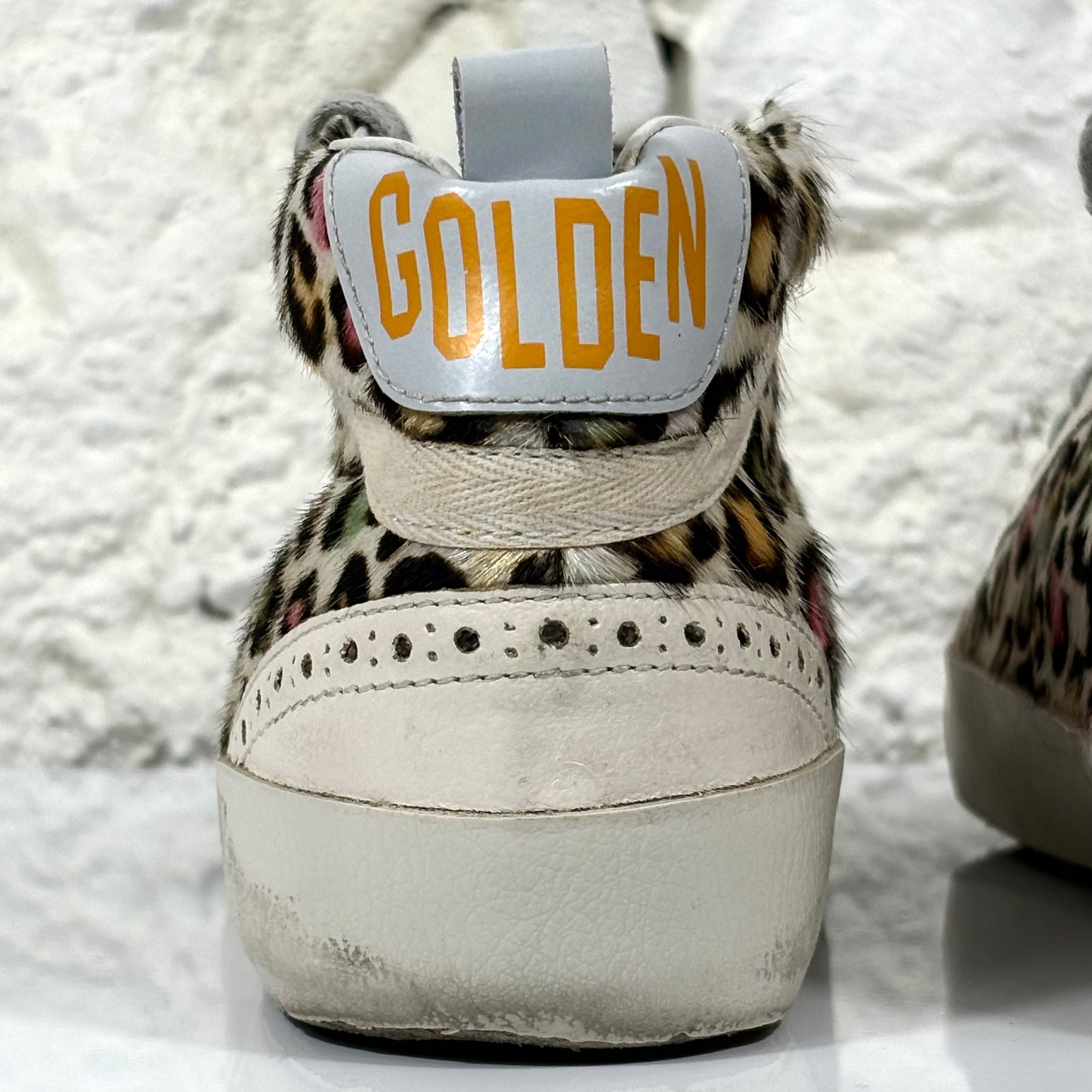 Golden goose Midstar con motivo maculato, stella nera, talloncini e punta bianchi 37