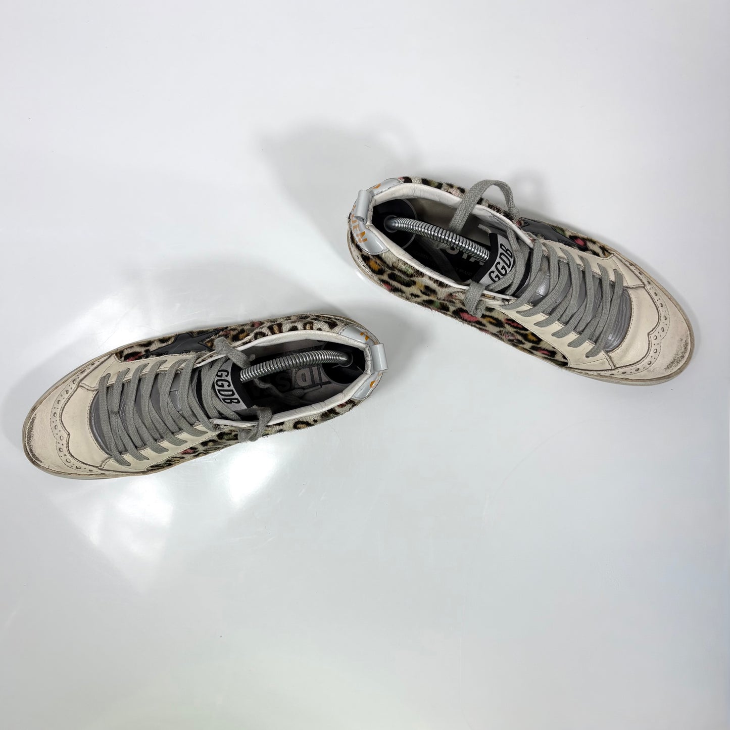 Golden goose Midstar con motivo maculato, stella nera, talloncini e punta bianchi 37
