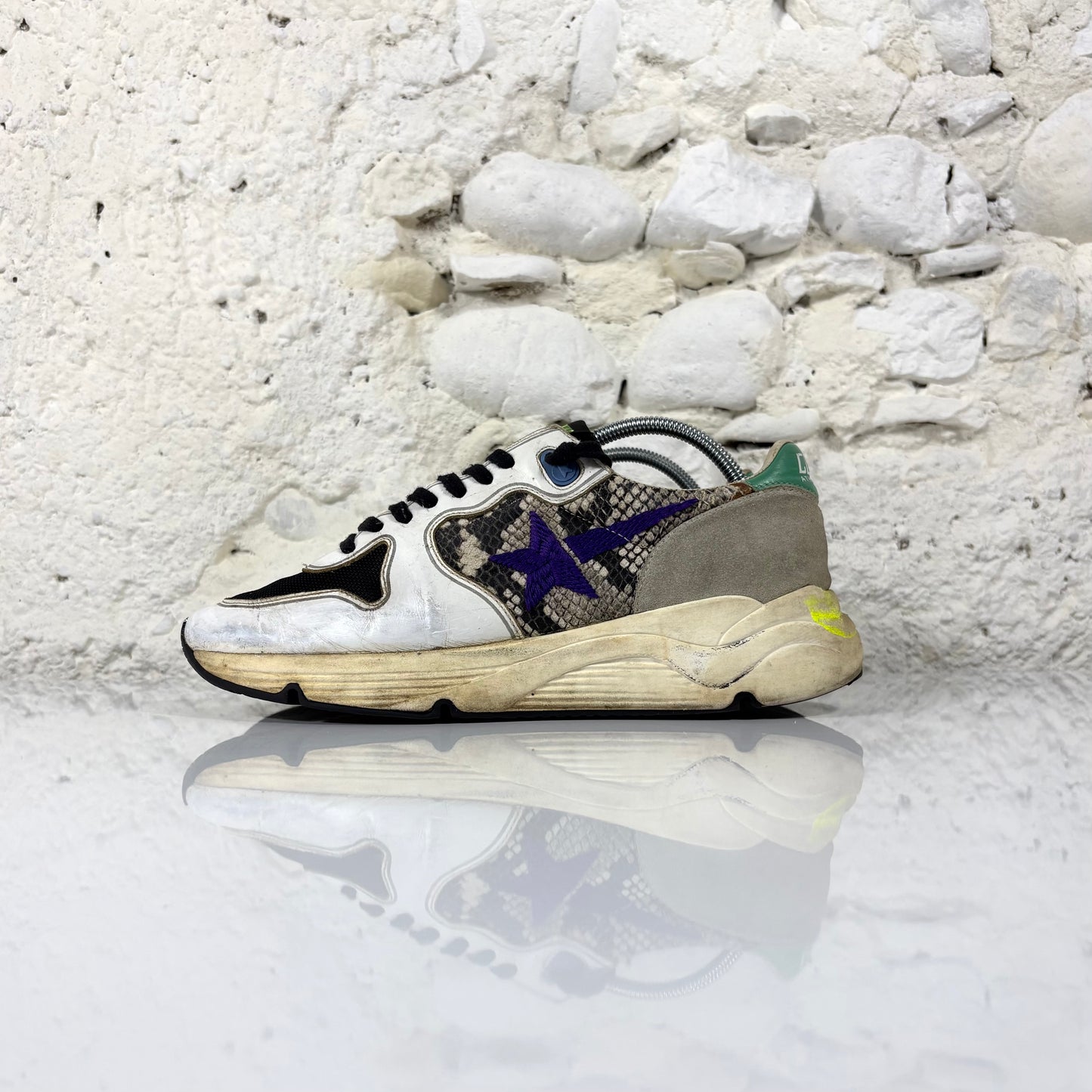 Golden goose Running Sole bianche, beije e a squame 39