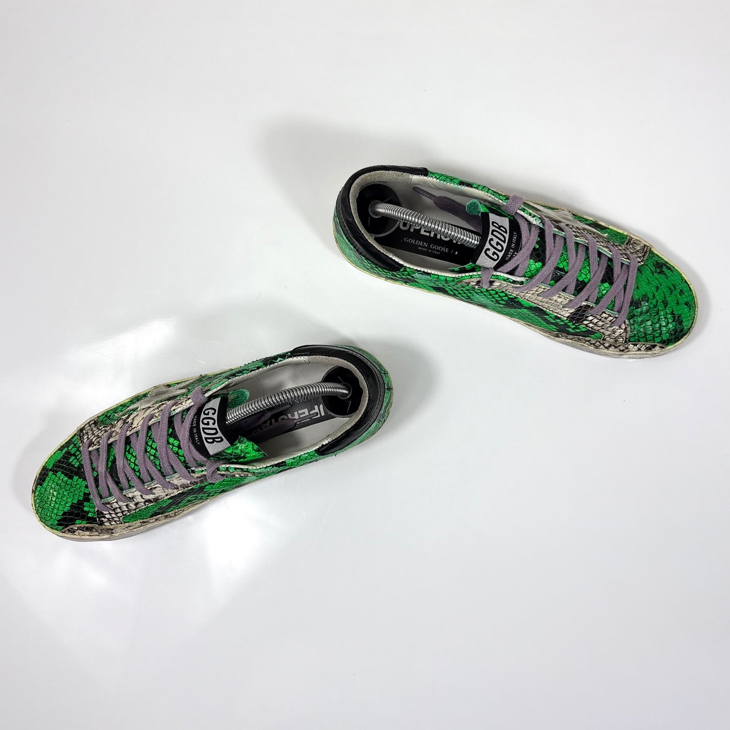 Golden goose Superstar a squame verdi con talloncino nero 38