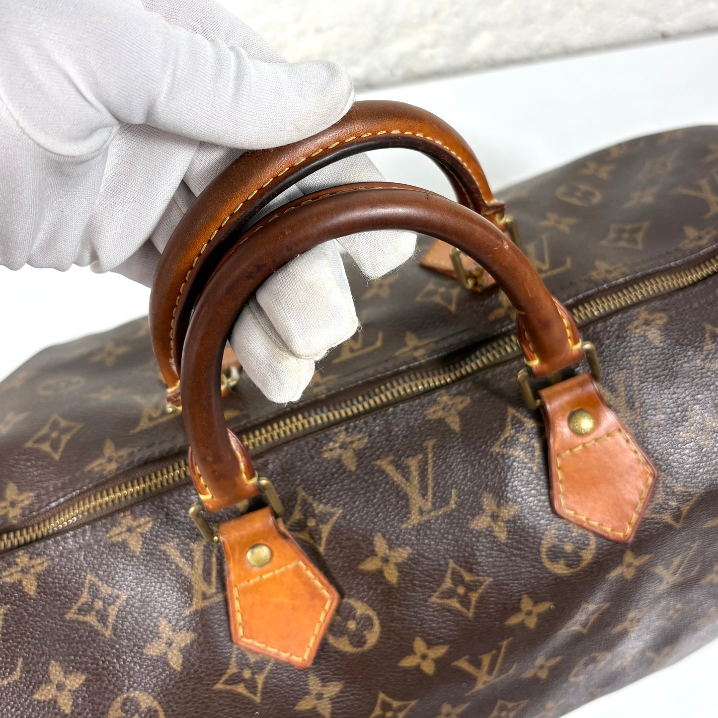 Louis Vuitton Speedy 40 in Monogram Canvas