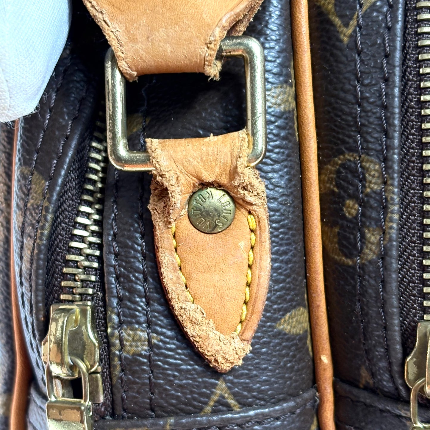 Louis Vuitton Reporter PM