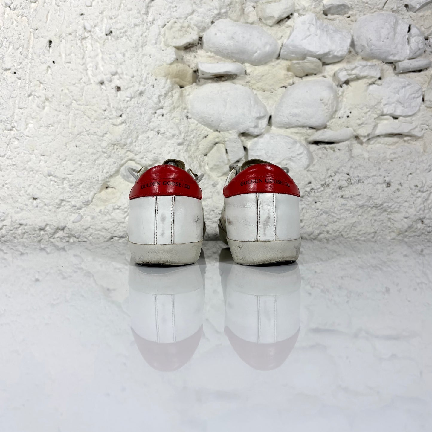 Golden goose Superstar bianche con stella argento e talloncino rosso 37