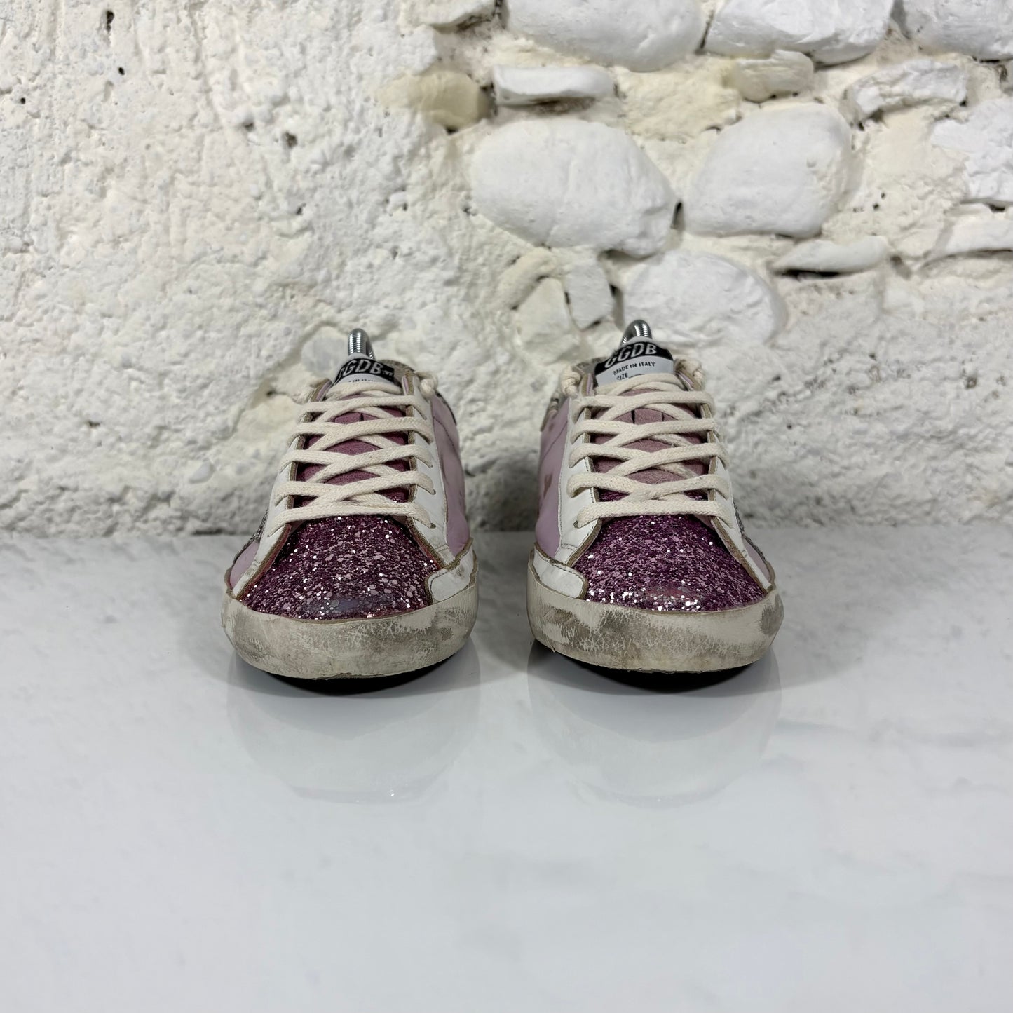 Golden goose lilla con stella e punta brillantinati argento, tallone in "squame" 39