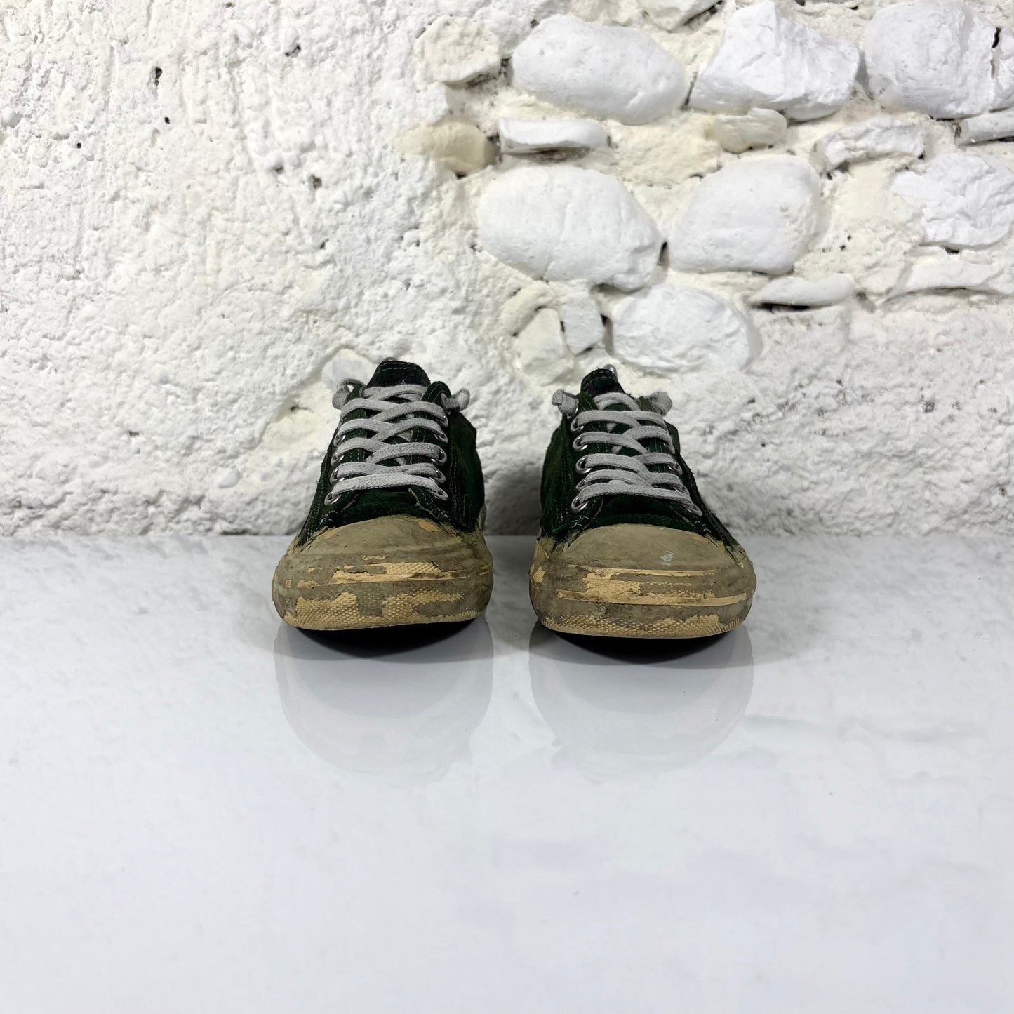 Golden goose v-star 2 verde scuro con stella nera in effetto vissuto e sporco 39
