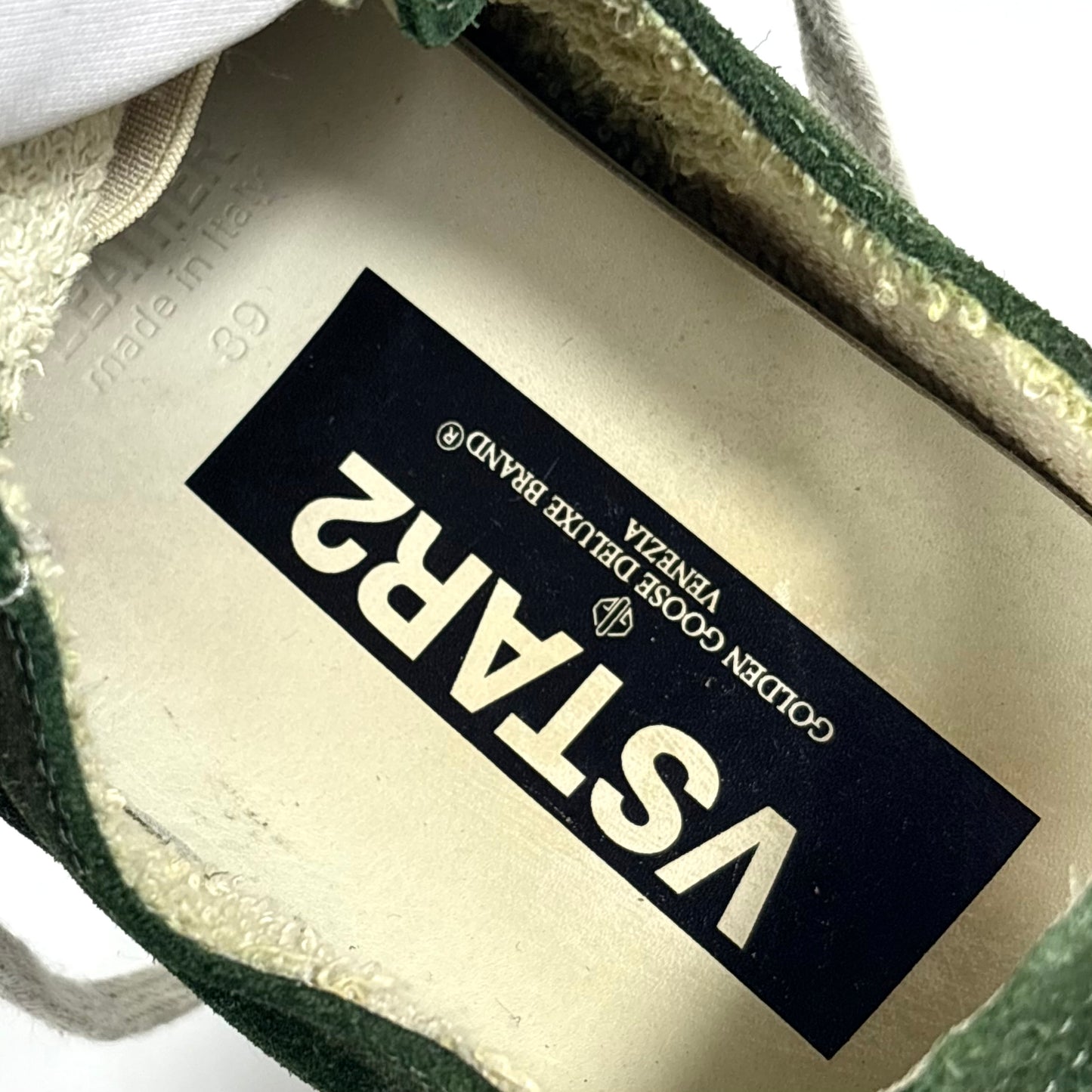 Golden goose v-star 2 verde scuro con stella nera in effetto vissuto e sporco 39
