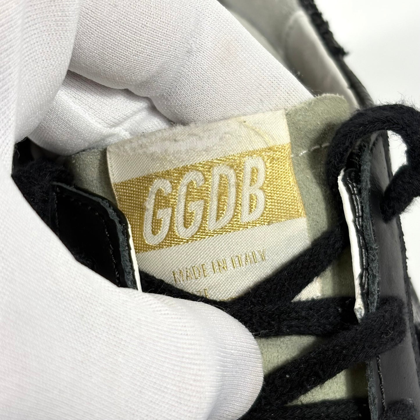 Golden goose Superstar nere a "squame" con stella e talloncini neri con paillettes 37