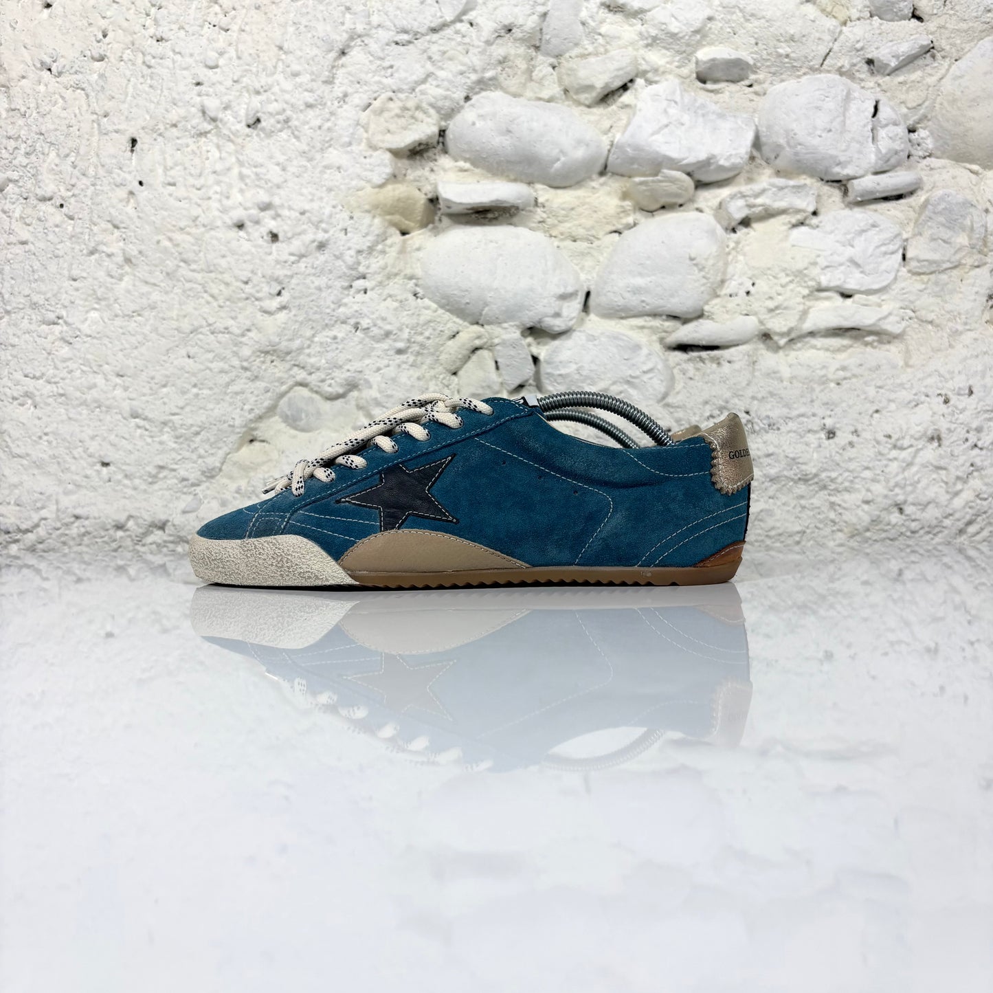 Golden goose True Star blu con stella nera e talloncini bronzo 40
