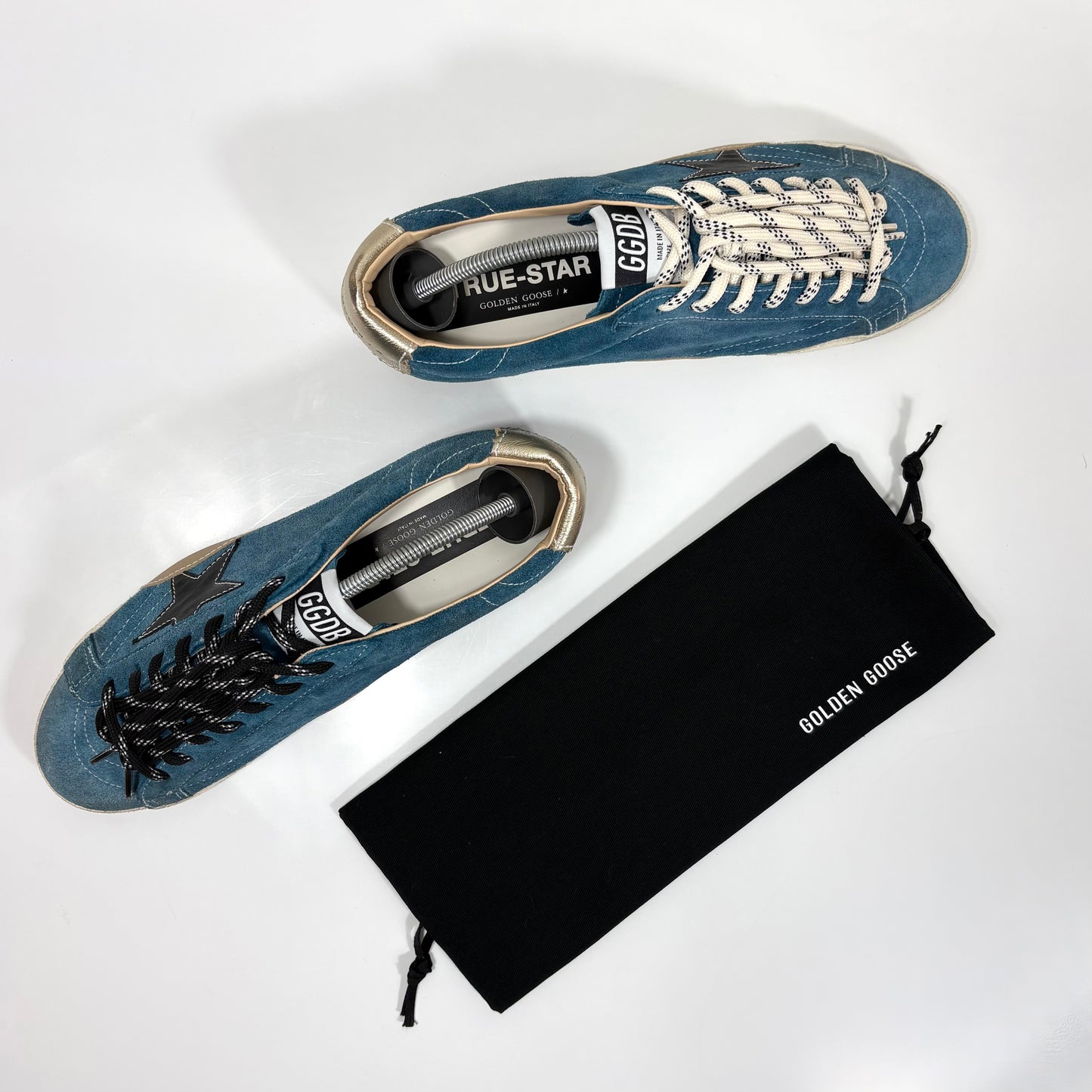 Golden goose True Star blu con stella nera e talloncini bronzo 40