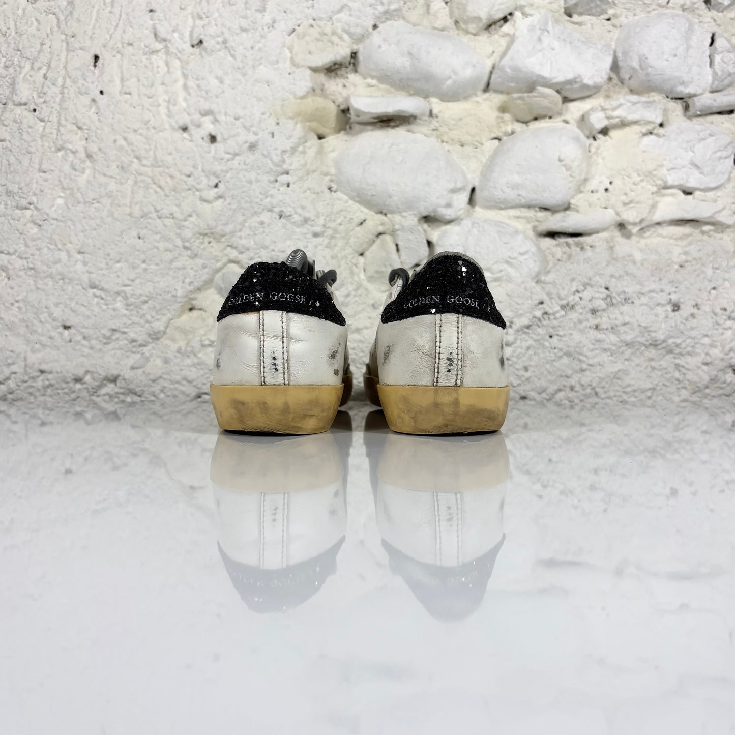 Golden goose Superstar bianche con Stella rosa "a squame" e talloncini neri brillantanti 37