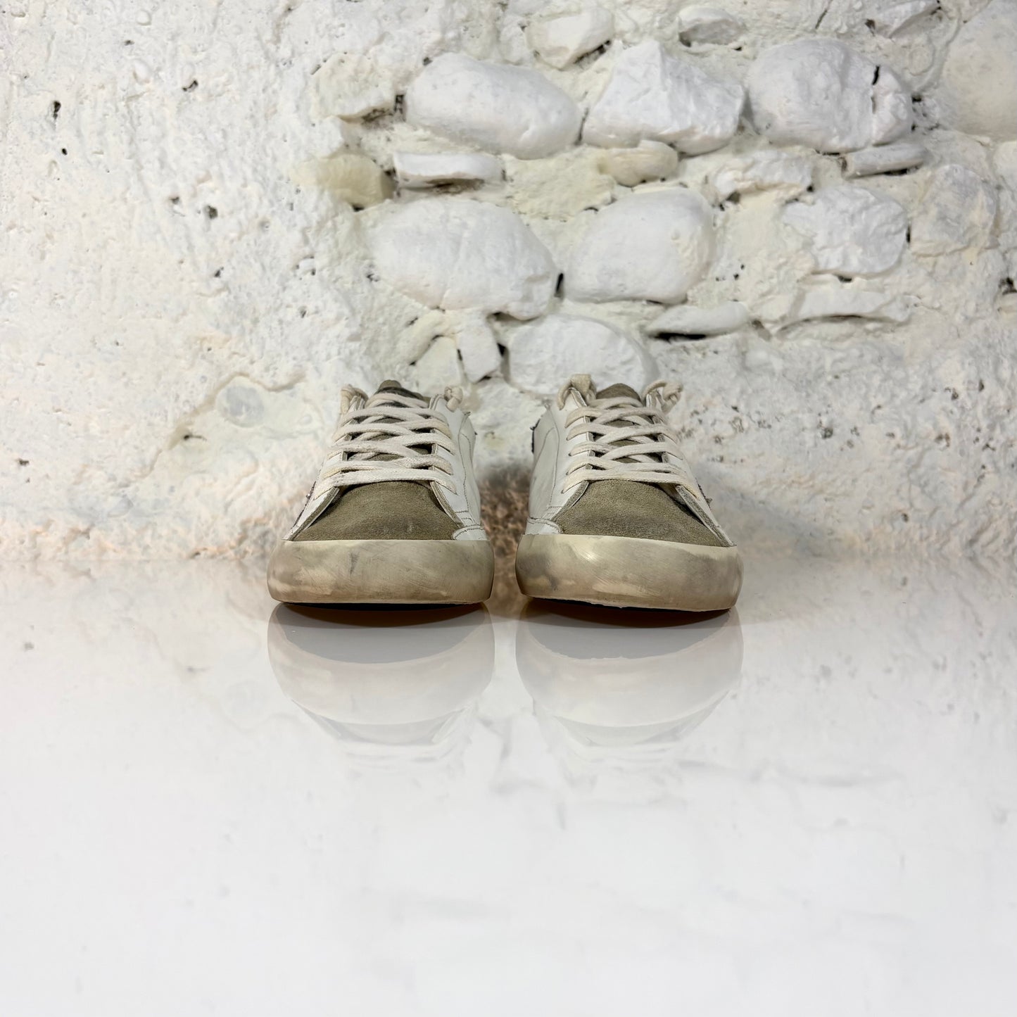 Golden goose Superstar bianche con stella argento e talloncini neri brillantanti 41
