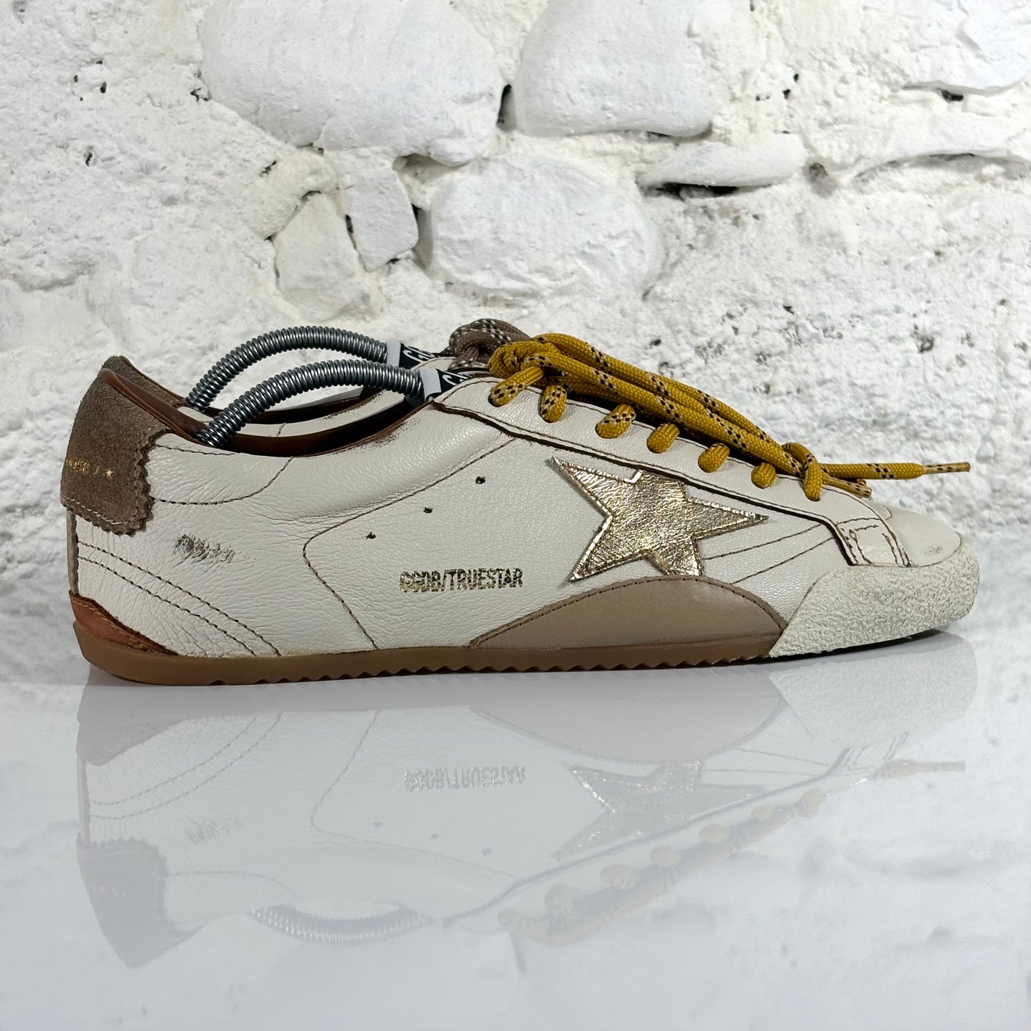 Golden goose True Star bianche con stella oro e talloncini beige 41