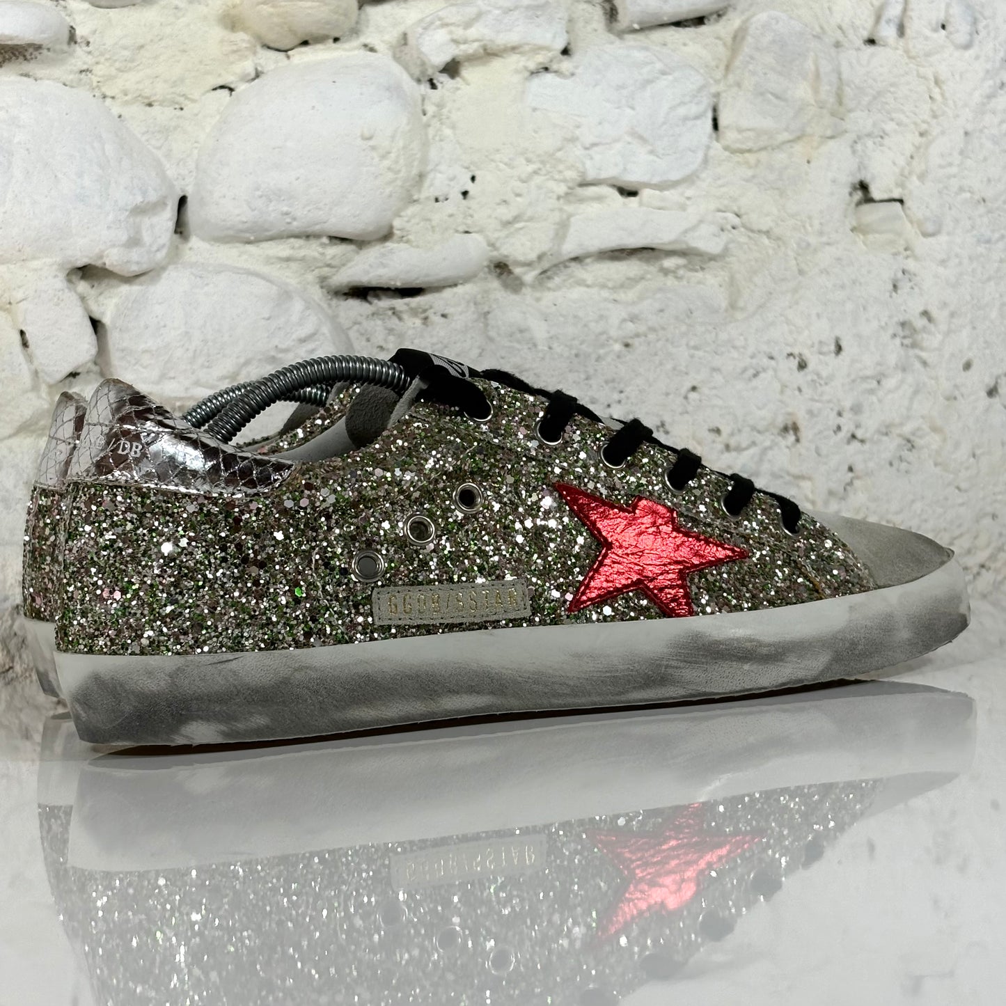 Golden goose Superstar in paillettes argento e oro su tomaia verde, talloncini argento e stella fucsia 41