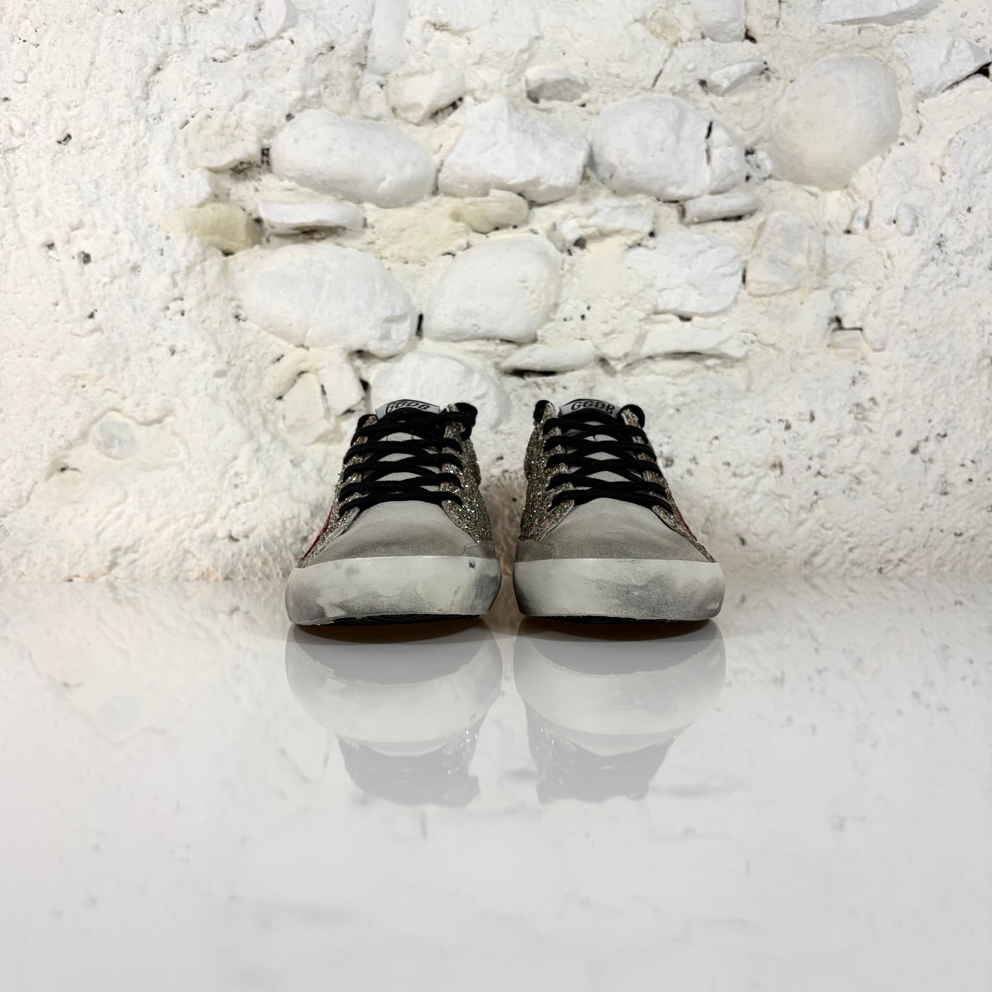 Golden goose Superstar in paillettes argento e oro su tomaia verde, talloncini argento e stella fucsia 41