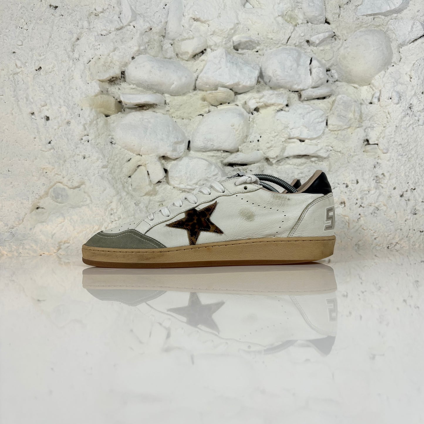 Golden goose Ballstar bianche con stella maculata e talloncini neri 41