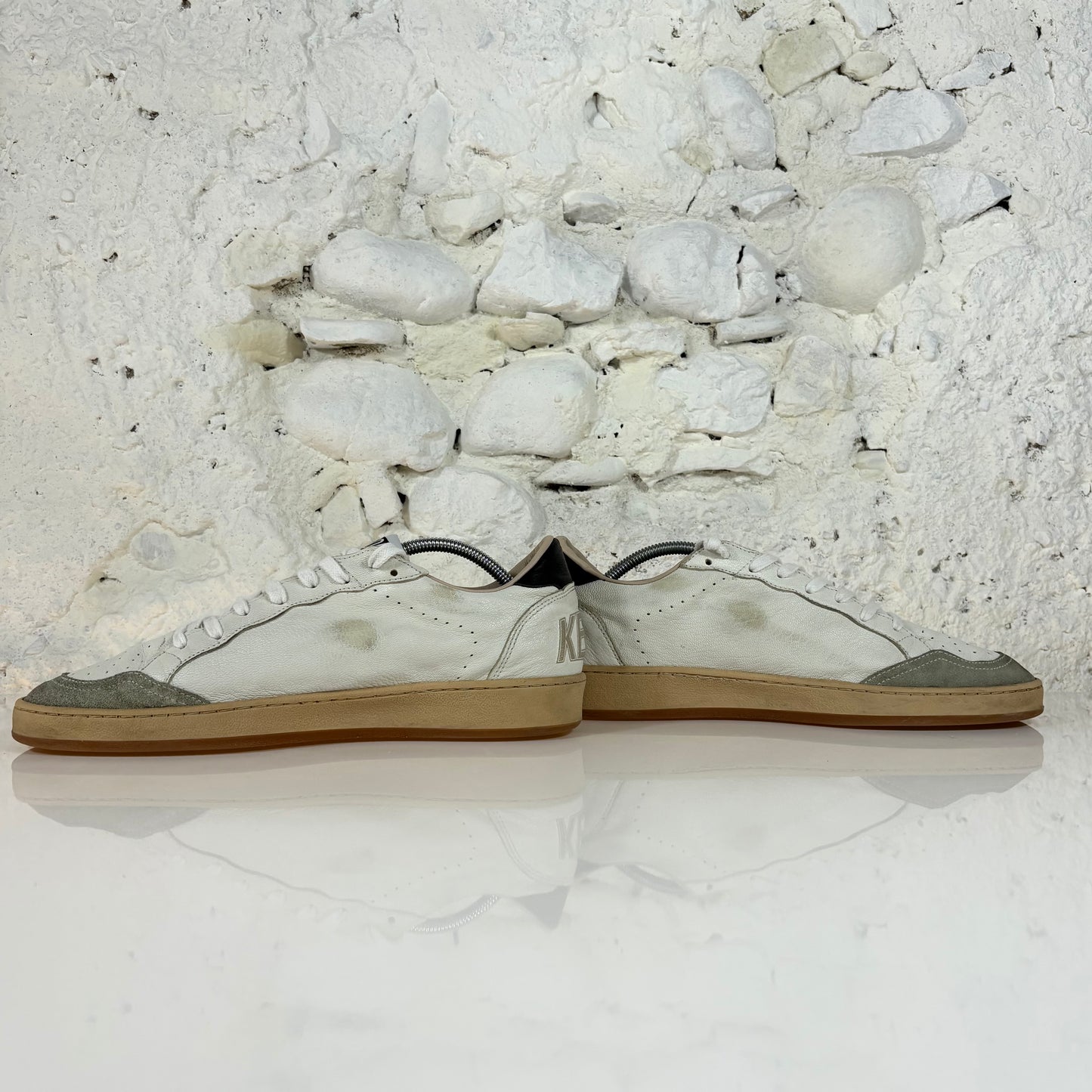 Golden goose Ballstar bianche con stella maculata e talloncini neri 41