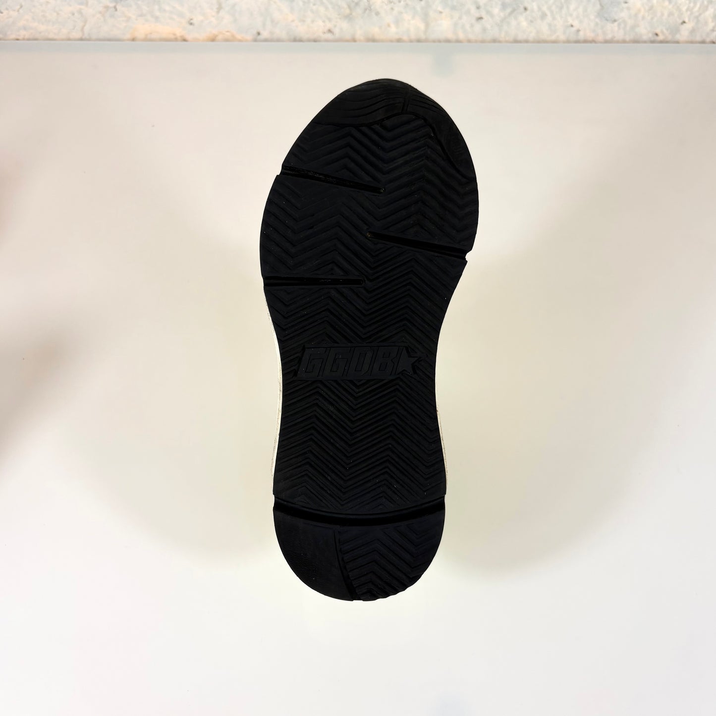 Golden goose Running Sole gialle tono su tono con stella argento e talloncini grigi 36