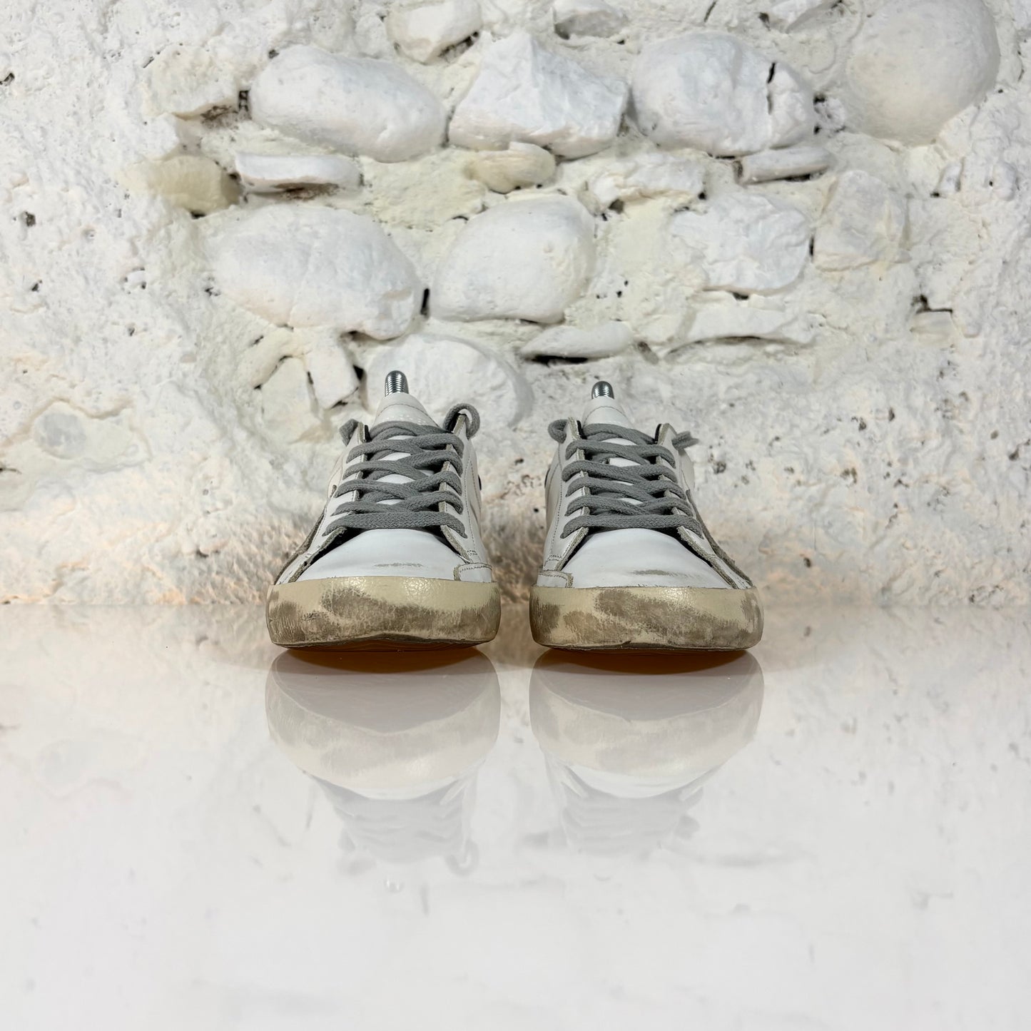Golden goose Superstar classiche bianche con stella grigia e talloncini neri 36