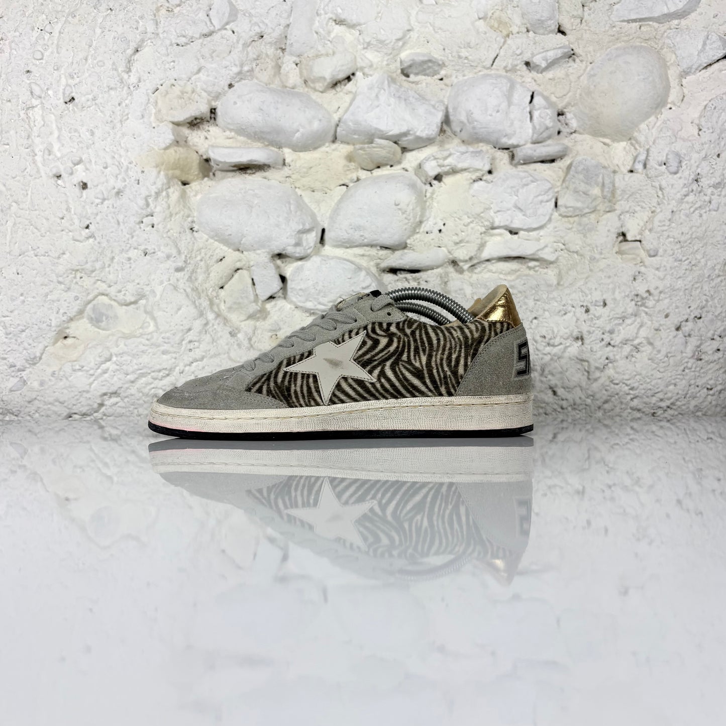 Golden goose Ballstar "zebrate" in cavallino con stella bianca e talloncini dorati 37