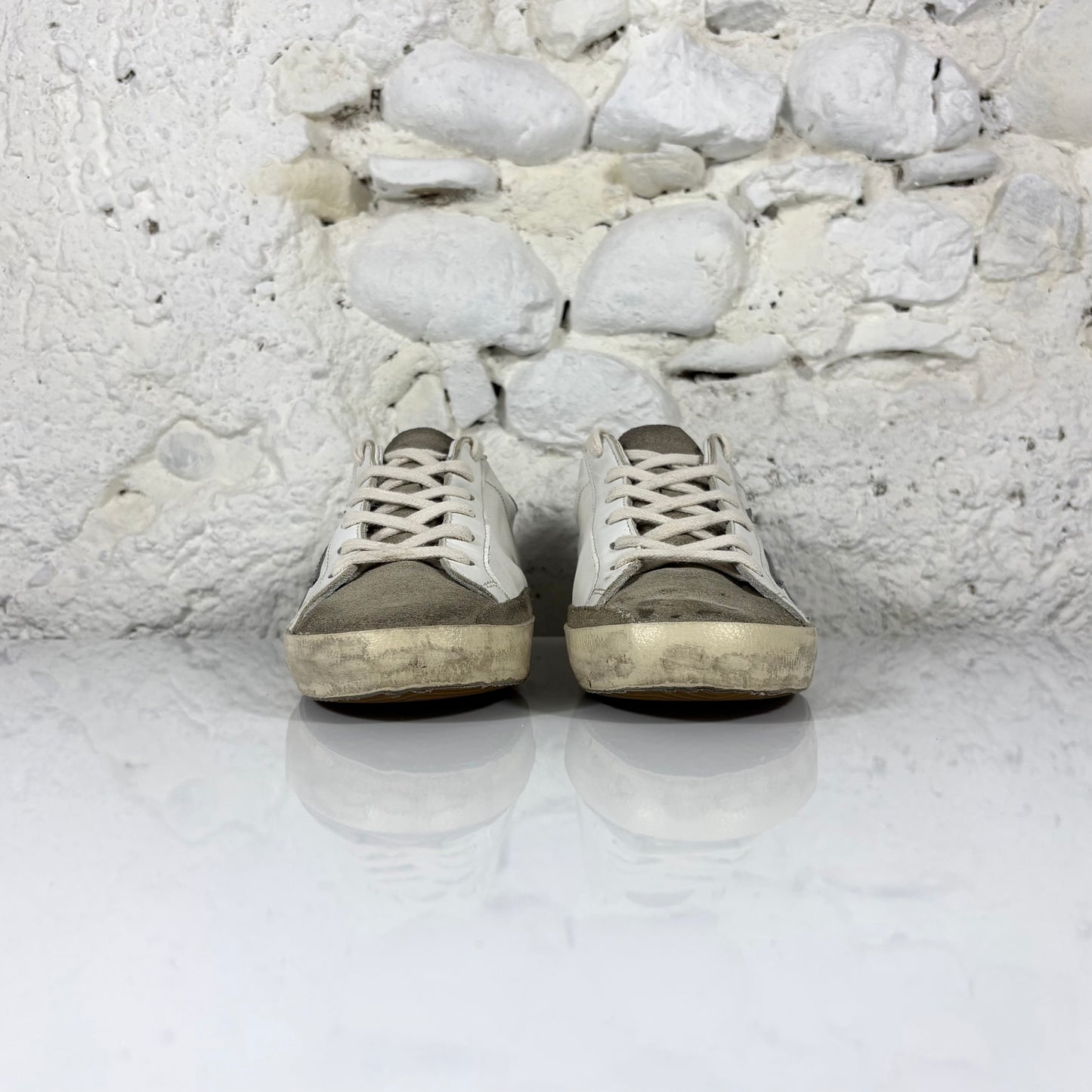 Golden goose Superstar bianche con stella e talloncini in grigio 37