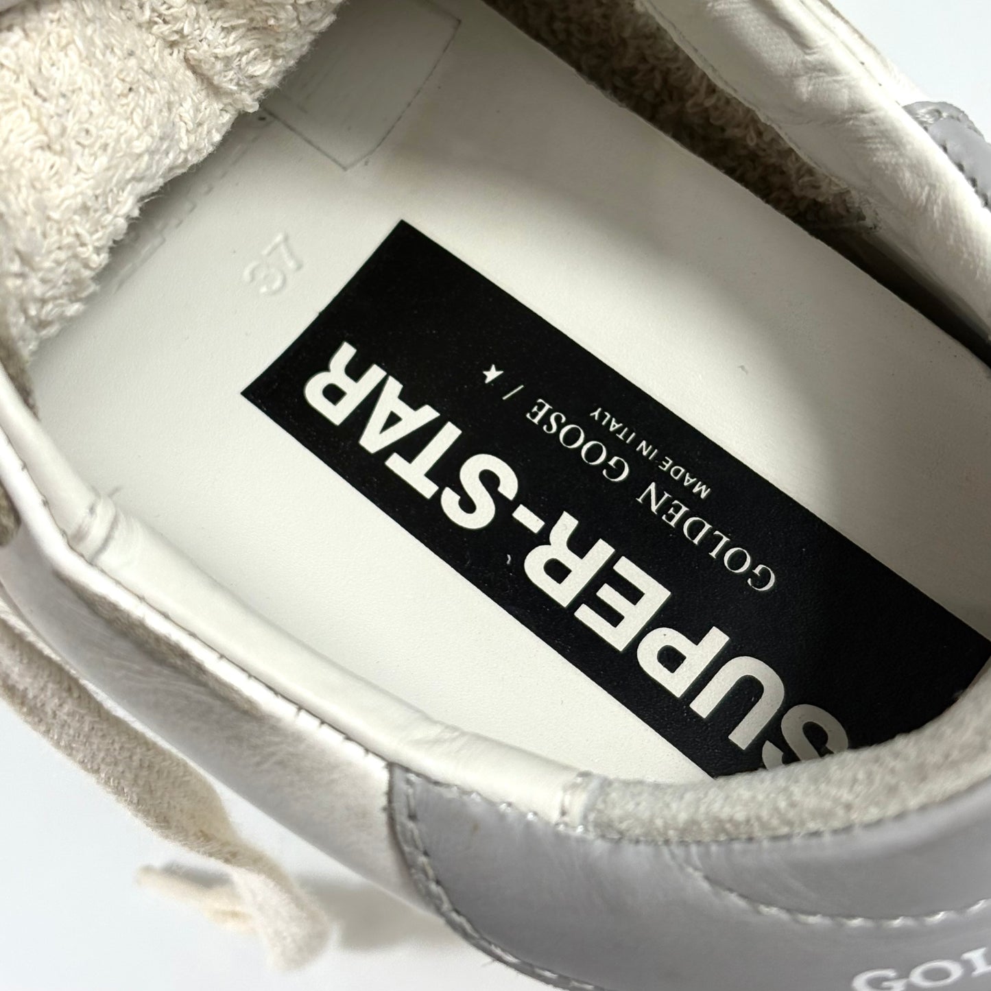 Golden goose Superstar bianche con stella e talloncini in grigio 37