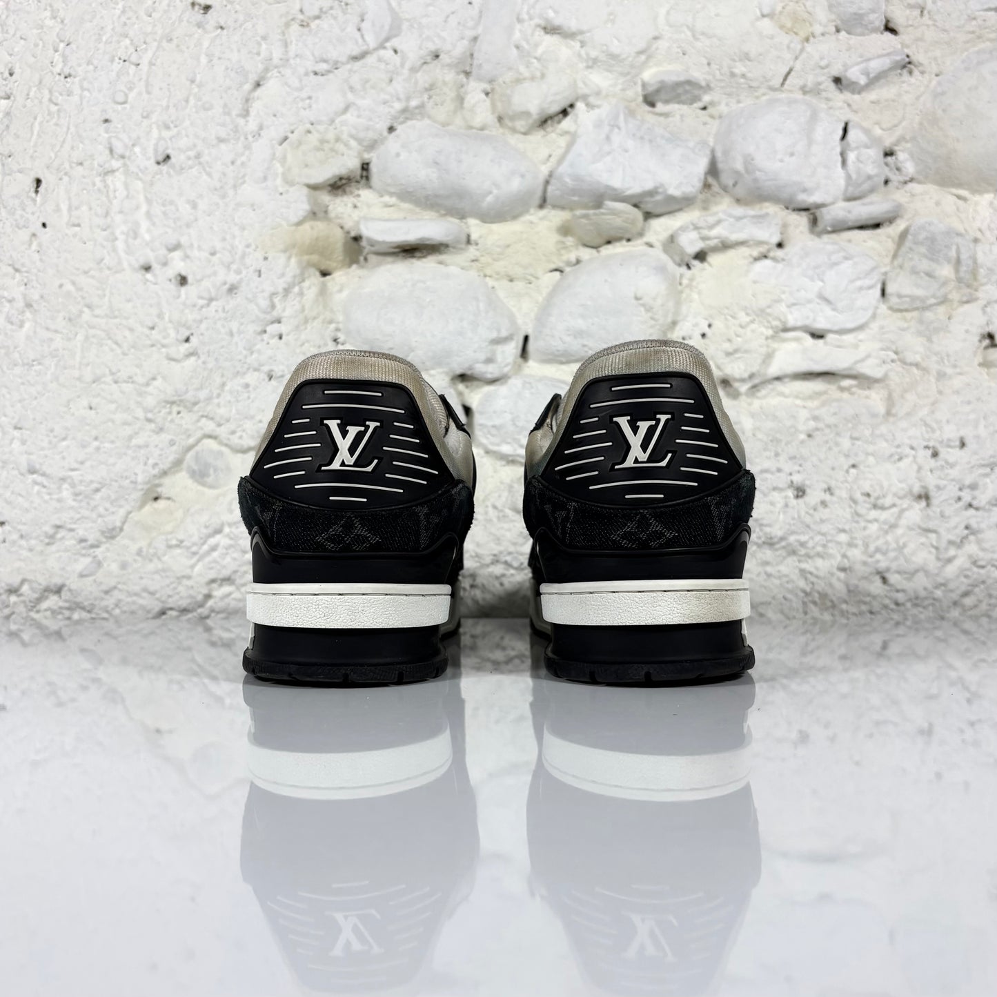 Louis Vuitton Trainer bianche e nere 42,5