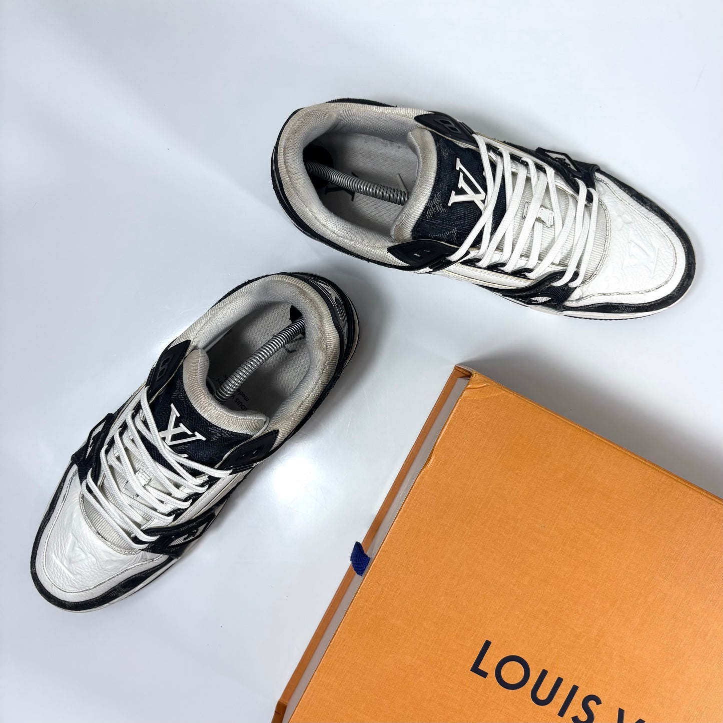 Louis Vuitton Trainer bianche e nere 42,5