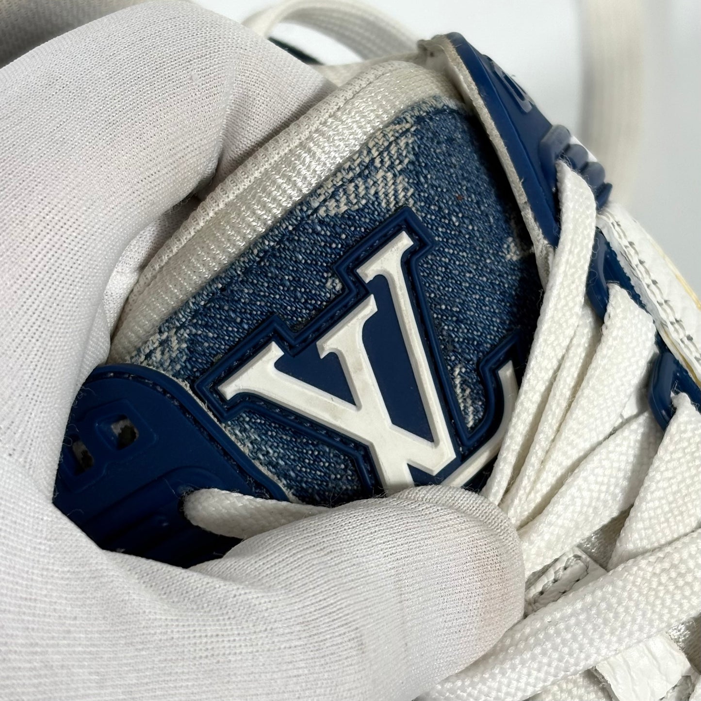 Louis Vuitton Trainer bianche e blu 38