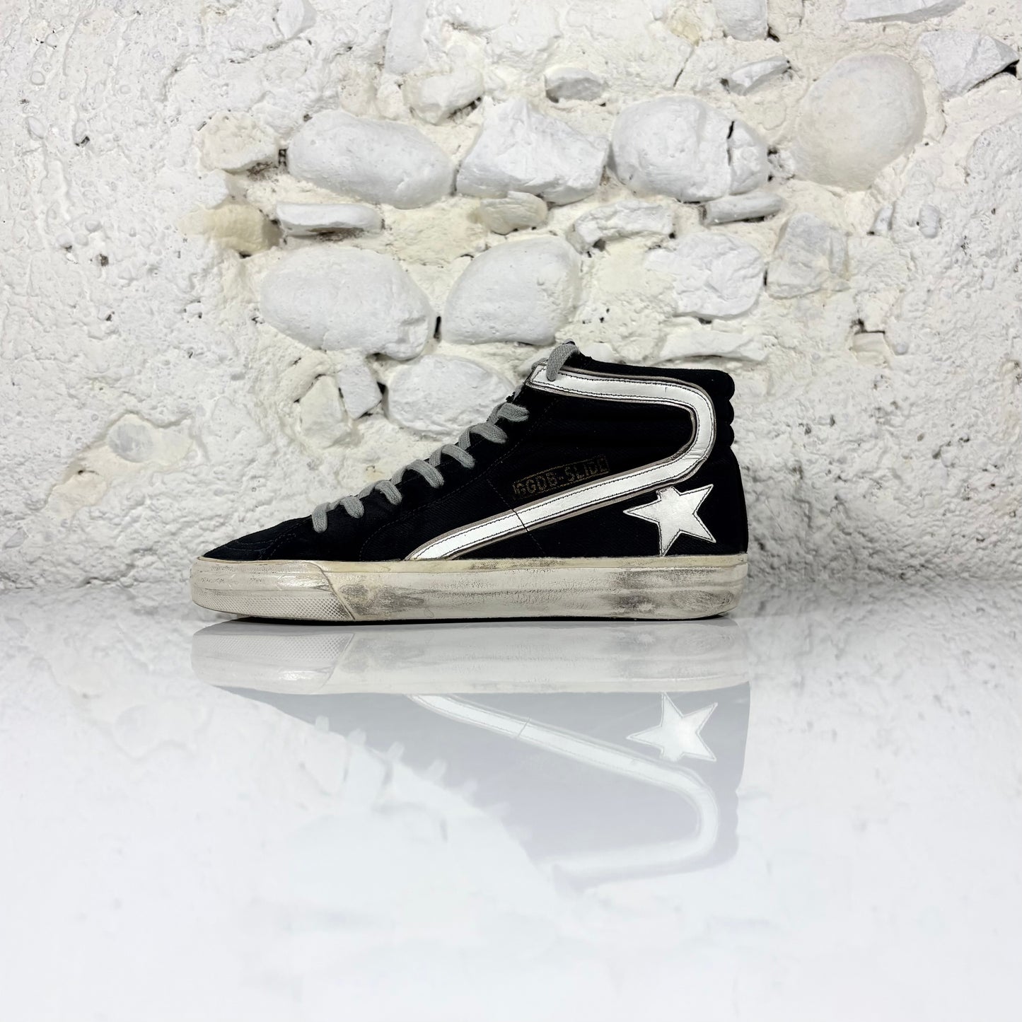 Golden goose Slide in tela nera con stella  e striscia bianca 39