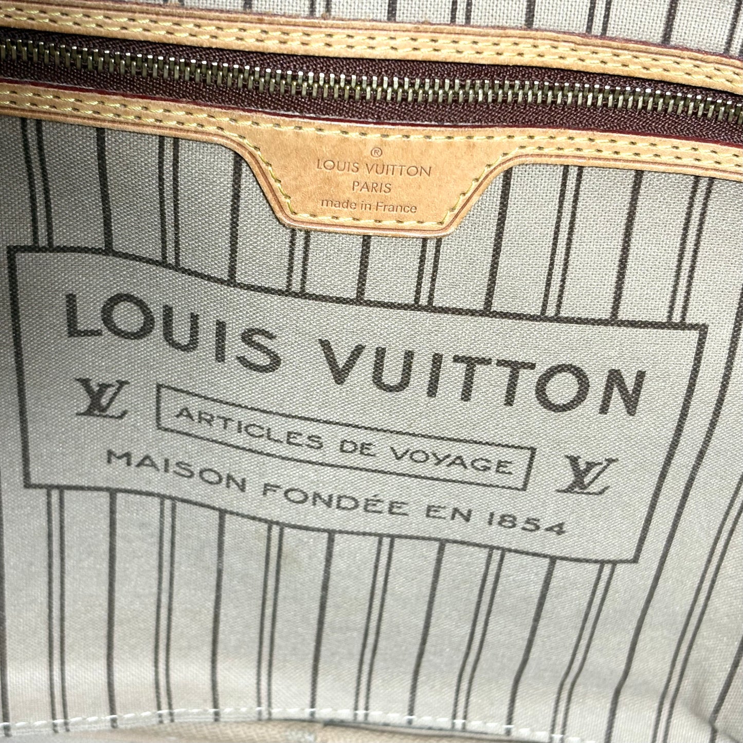 Louis vuitton Neverfull in monogram MM