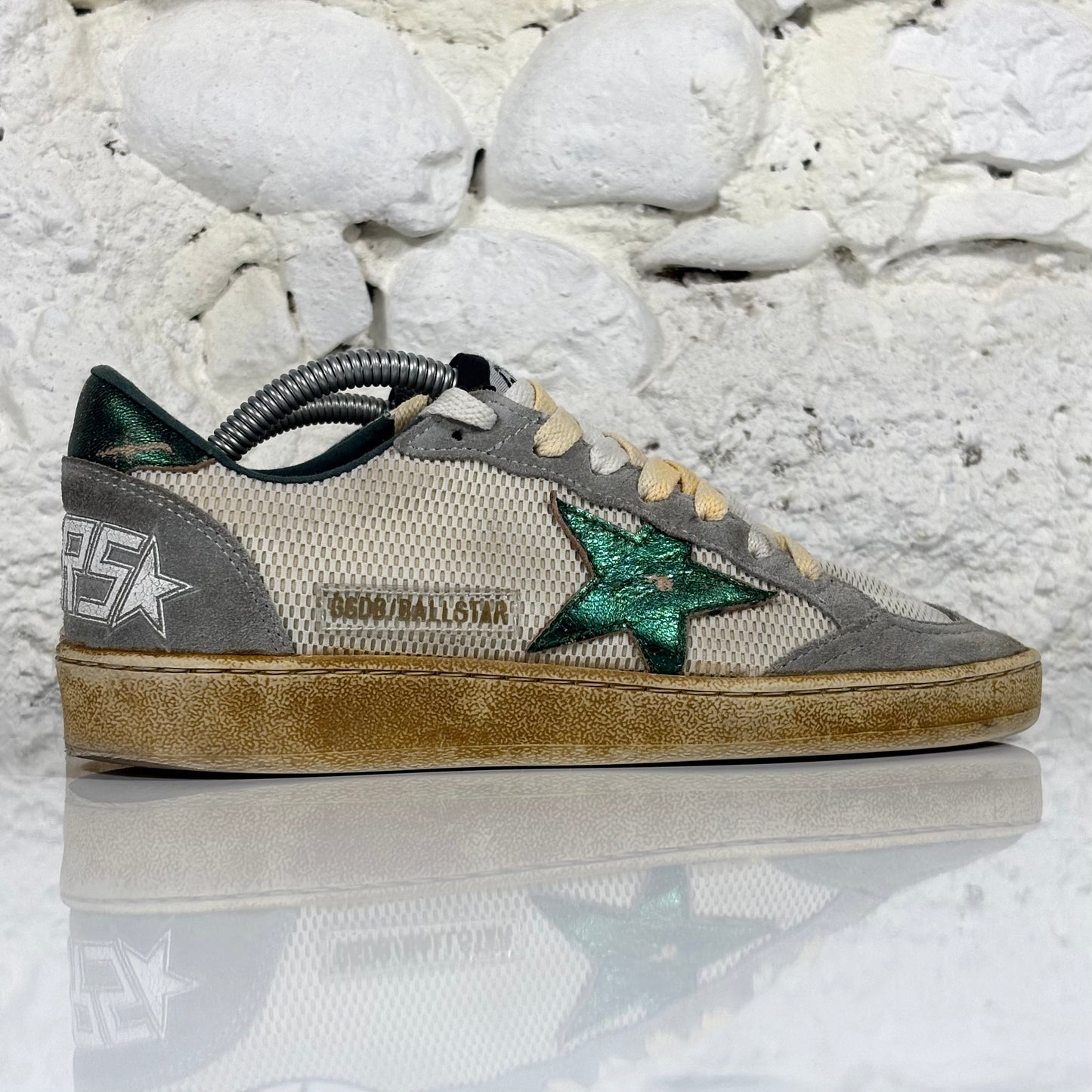 Golden goose Ballstar beige e grigio con stella e talloncini verde metallizzato 36