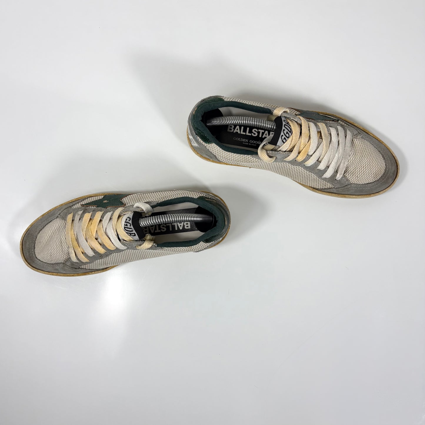 Golden goose Ballstar beige e grigio con stella e talloncini verde metallizzato 36