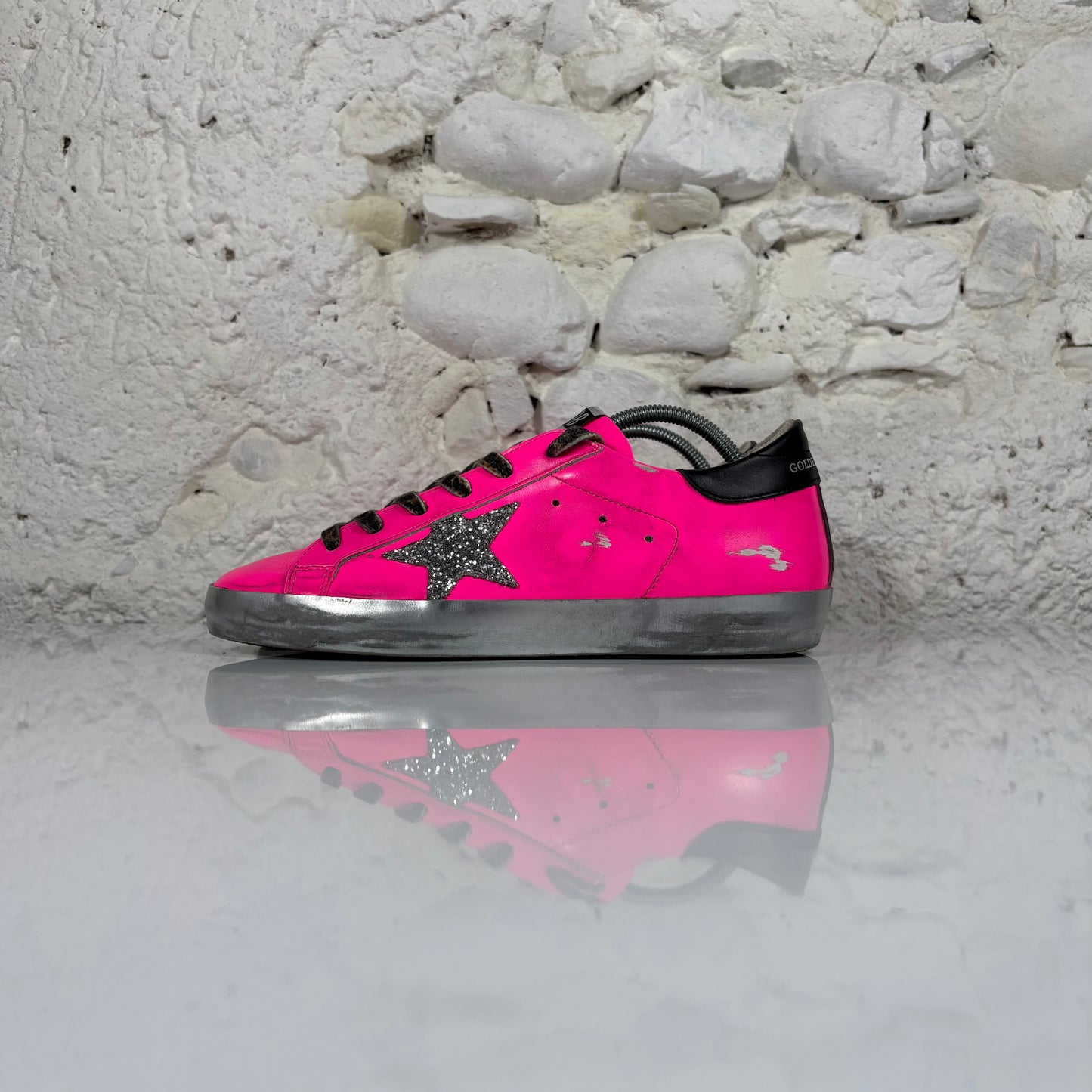 Golden goose Superstar fucsia con stella argento e talloncini neri 39