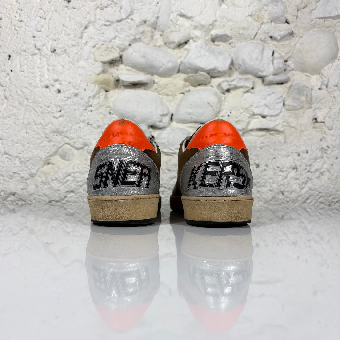 Golden goose Ballstar marroni e argento con stella bianca e talloncini arancio 43