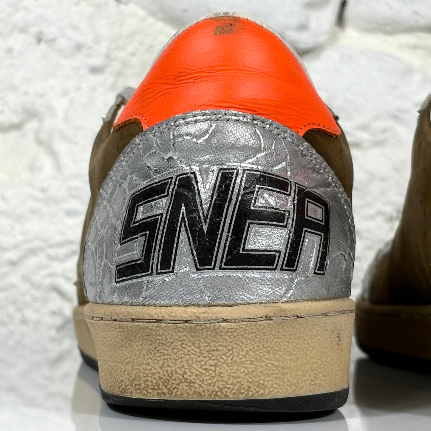 Golden goose Ballstar marroni e argento con stella bianca e talloncini arancio 43