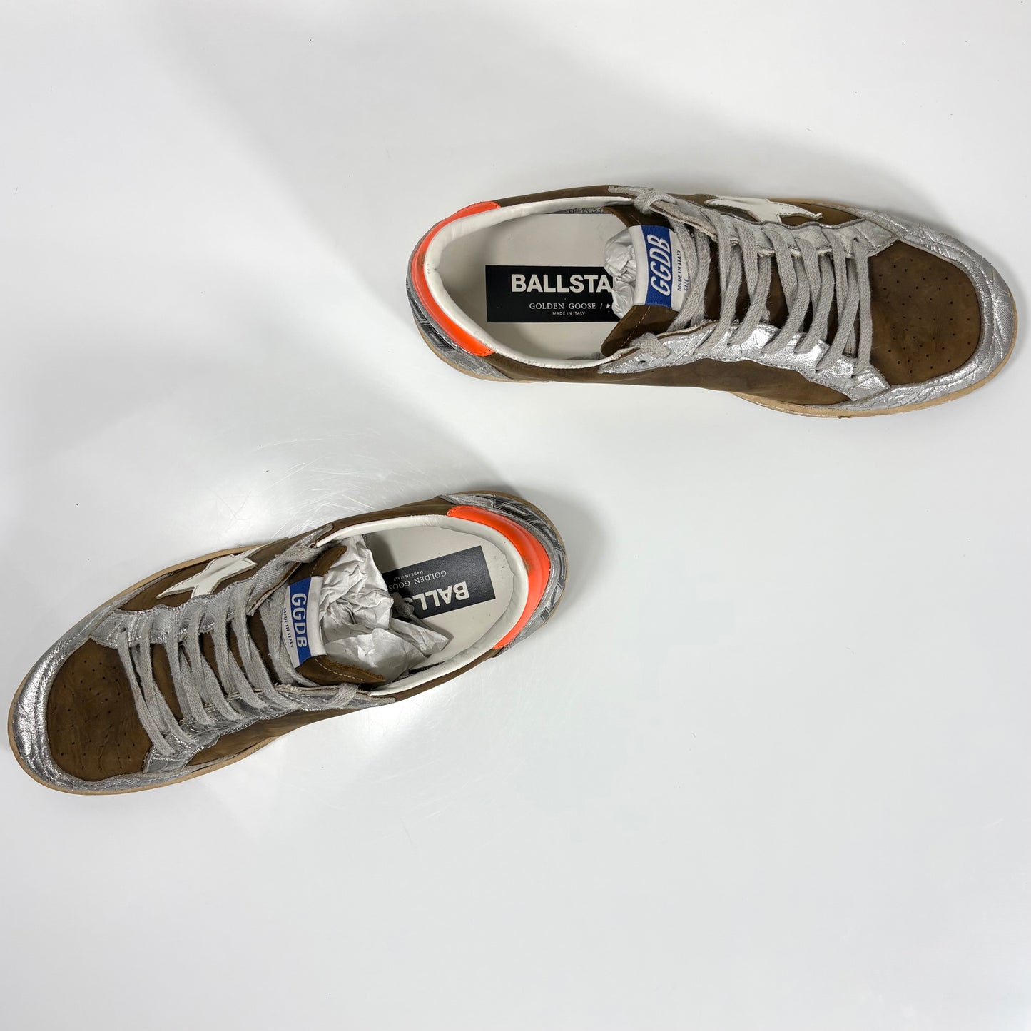 Golden goose Ballstar marroni e argento con stella bianca e talloncini arancio 43