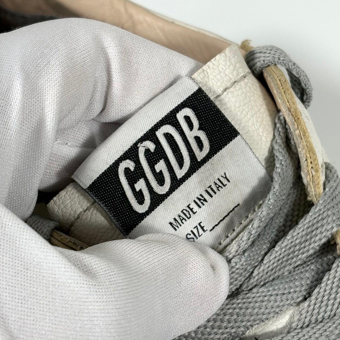 Golden goose Ballstar bianche "Never stop dreaming" con stella tortora e talloncini neri 42
