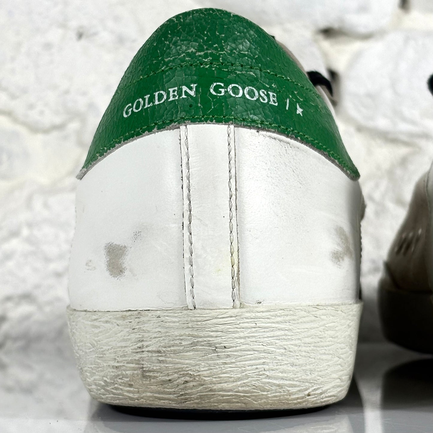 Golden goose Superstar bianche con talloncini verdi e stella beige 46