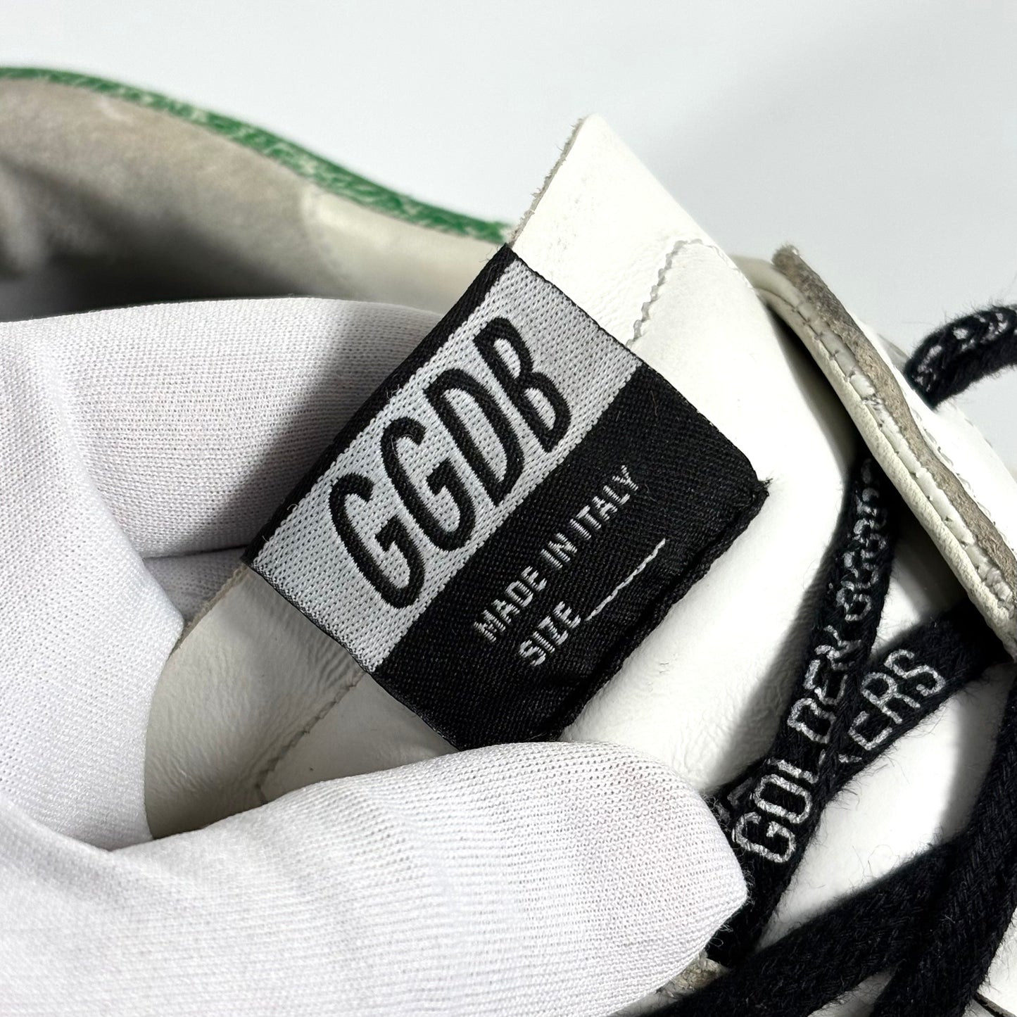 Golden goose Superstar bianche con talloncini verdi e stella beige 46