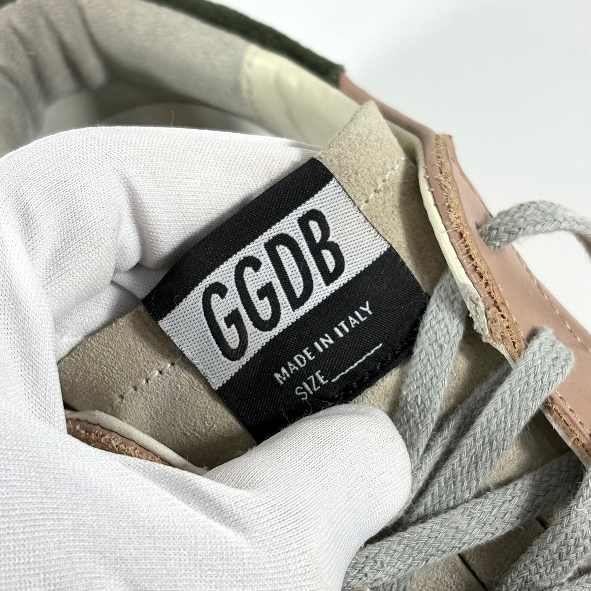 Golden goose Superstar LTD beige con stella e talloncini neri 39