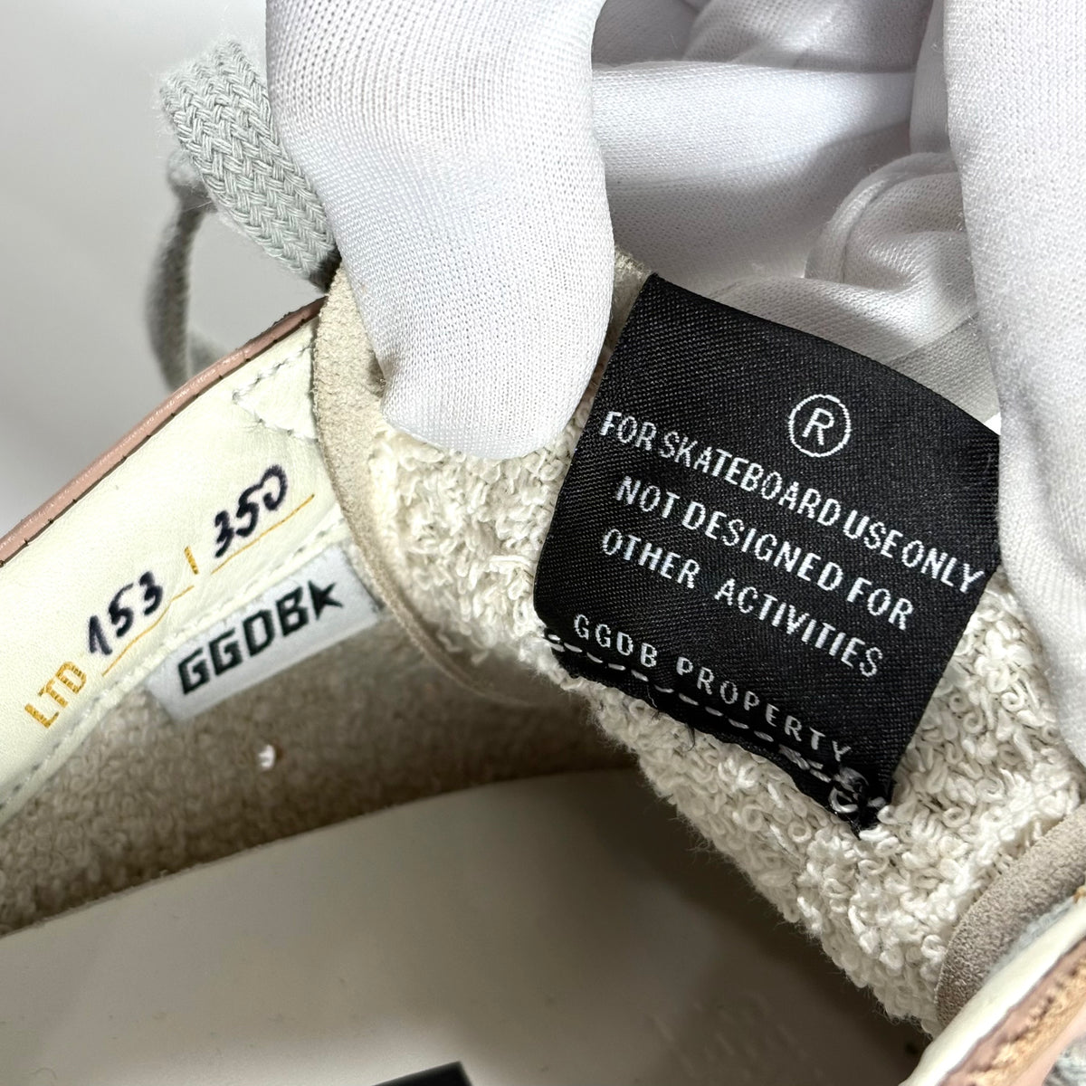 Golden goose Superstar LTD beige con stella e talloncini neri 39