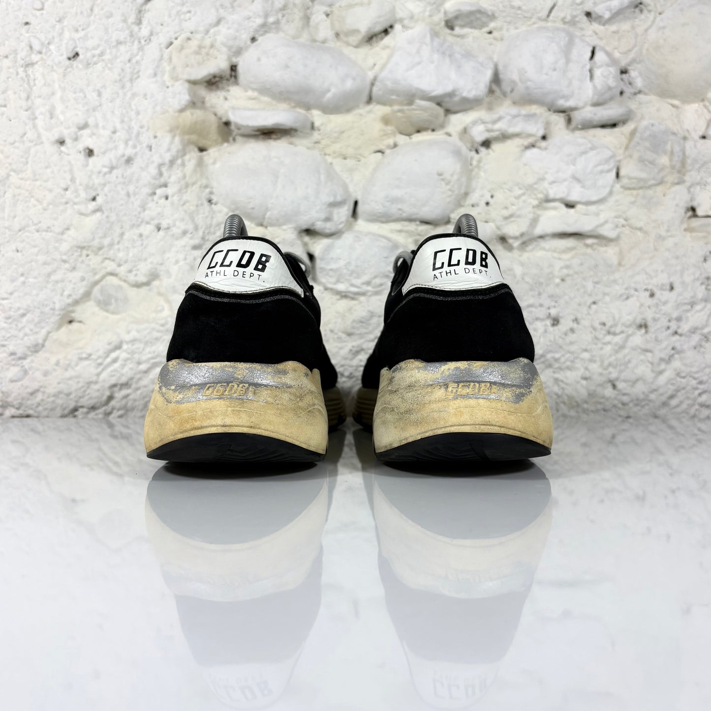 Golden goose Running Sole nere, stella grigia e talloncini bianchi 41