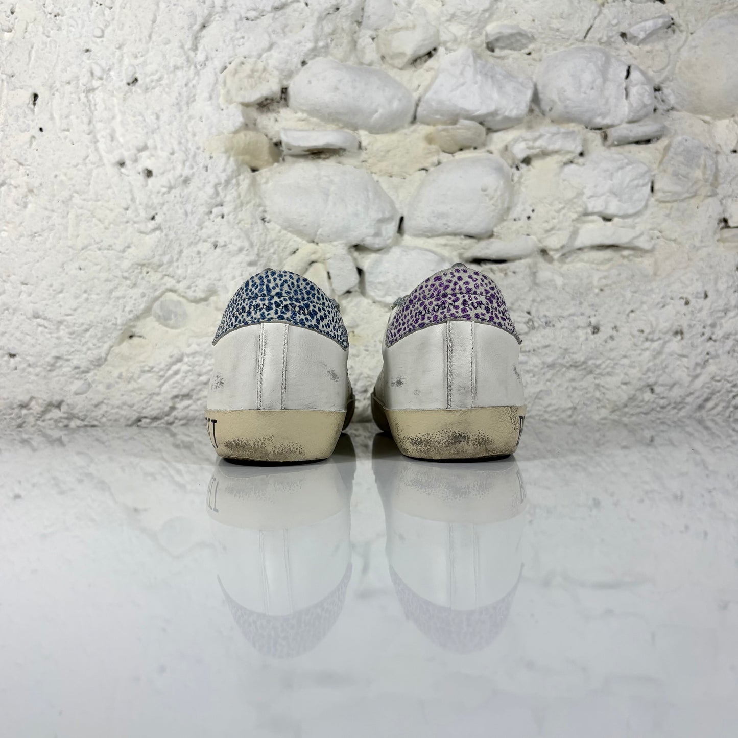 Golden goose Superstar bianche con stella argento e talloncini bianchi con macchie viola 41