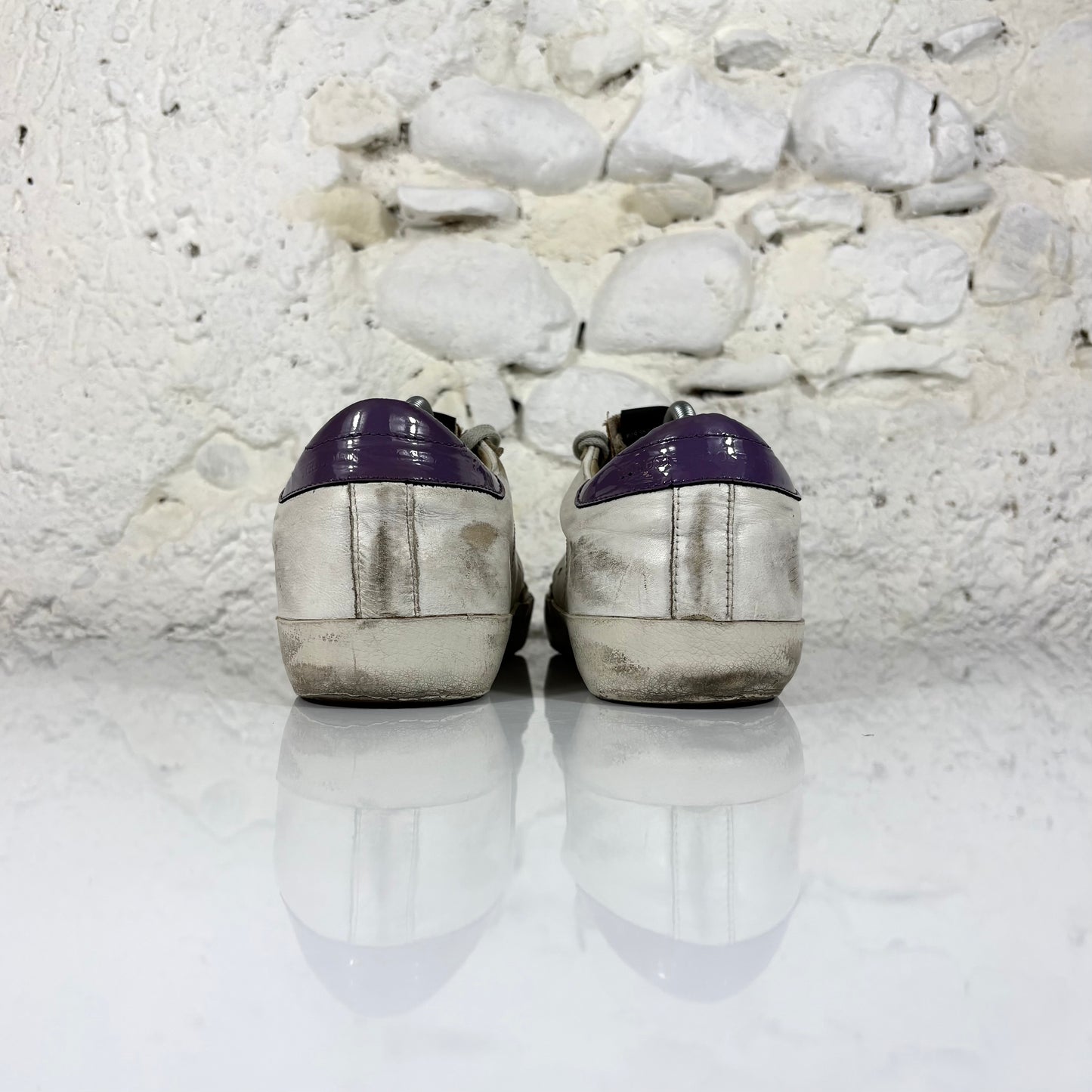 Golden goose Superstar bianche con stella grigia e talloncini viola 40