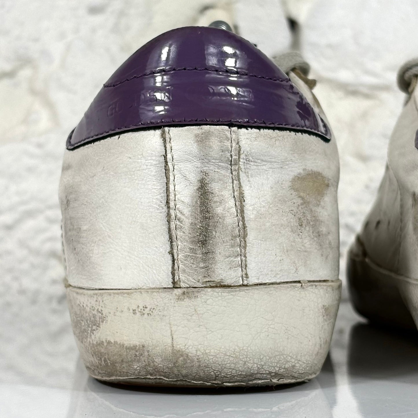Golden goose Superstar bianche con stella grigia e talloncini viola 40