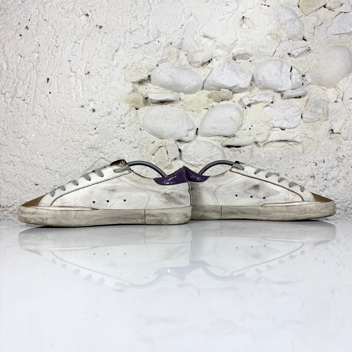 Golden goose Superstar bianche con stella grigia e talloncini viola 40